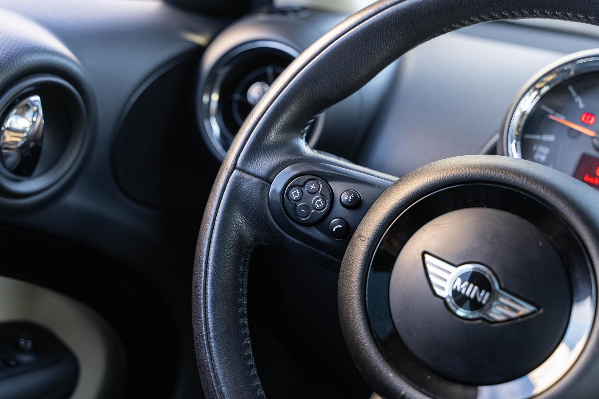 MINI Countryman 1.6 Cooper S ALL4 Chili 2015  29