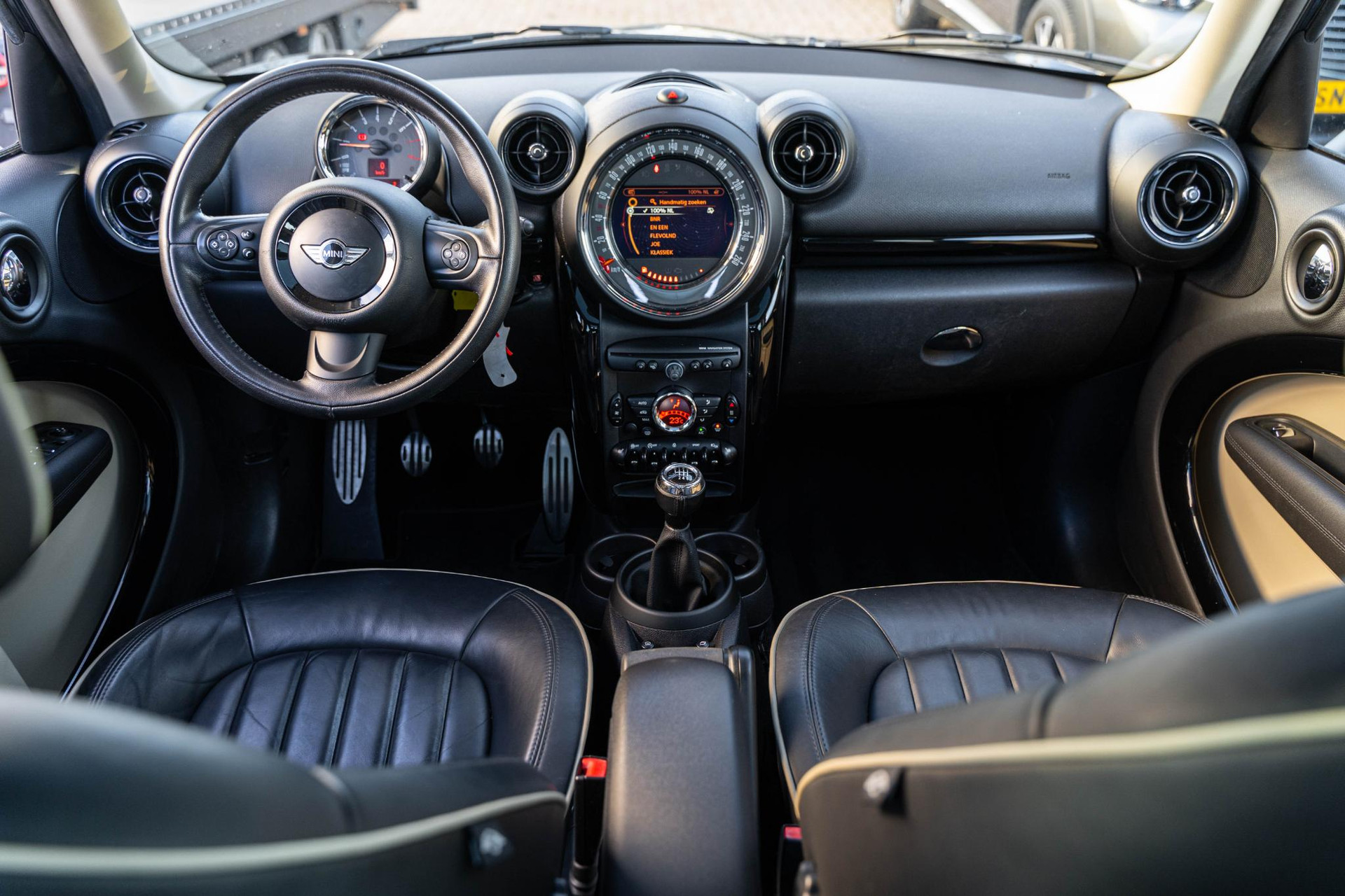 MINI Countryman 1.6 Cooper S ALL4 Chili 2015  31