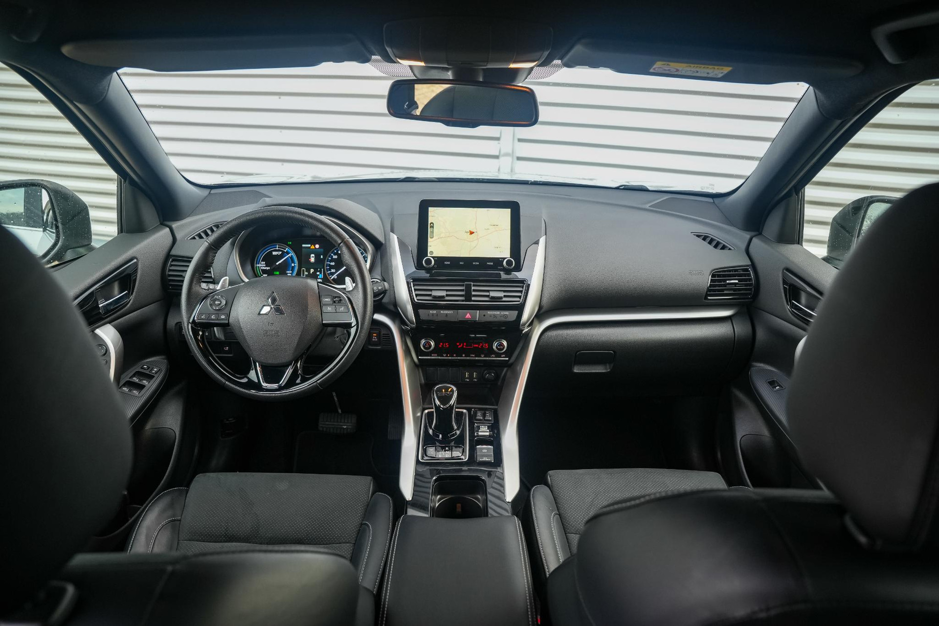 Mitsubishi Eclipse Cross 2.4 PHEV Intense+ 2023 Sterling silver m 2