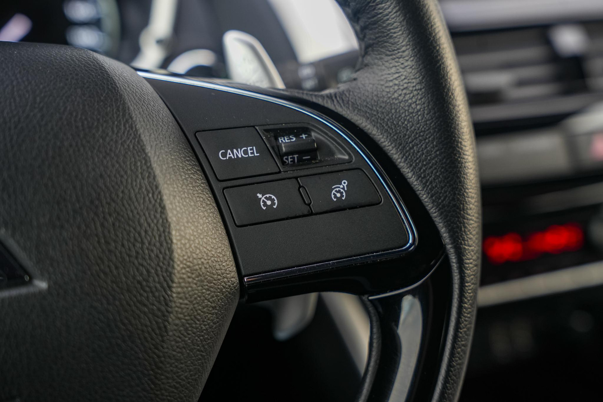 Mitsubishi Eclipse Cross 2.4 PHEV Intense+ 2023 Sterling silver m 21