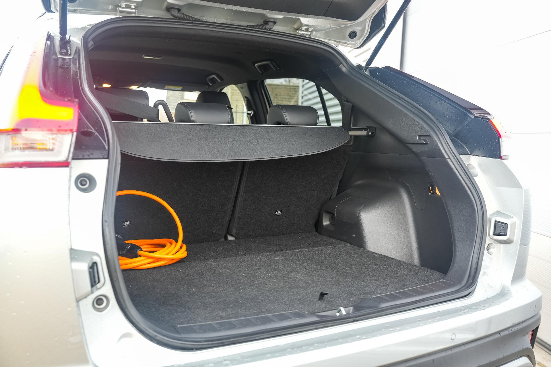 Mitsubishi Eclipse Cross 2.4 PHEV Intense+ 2023 Sterling silver m 28