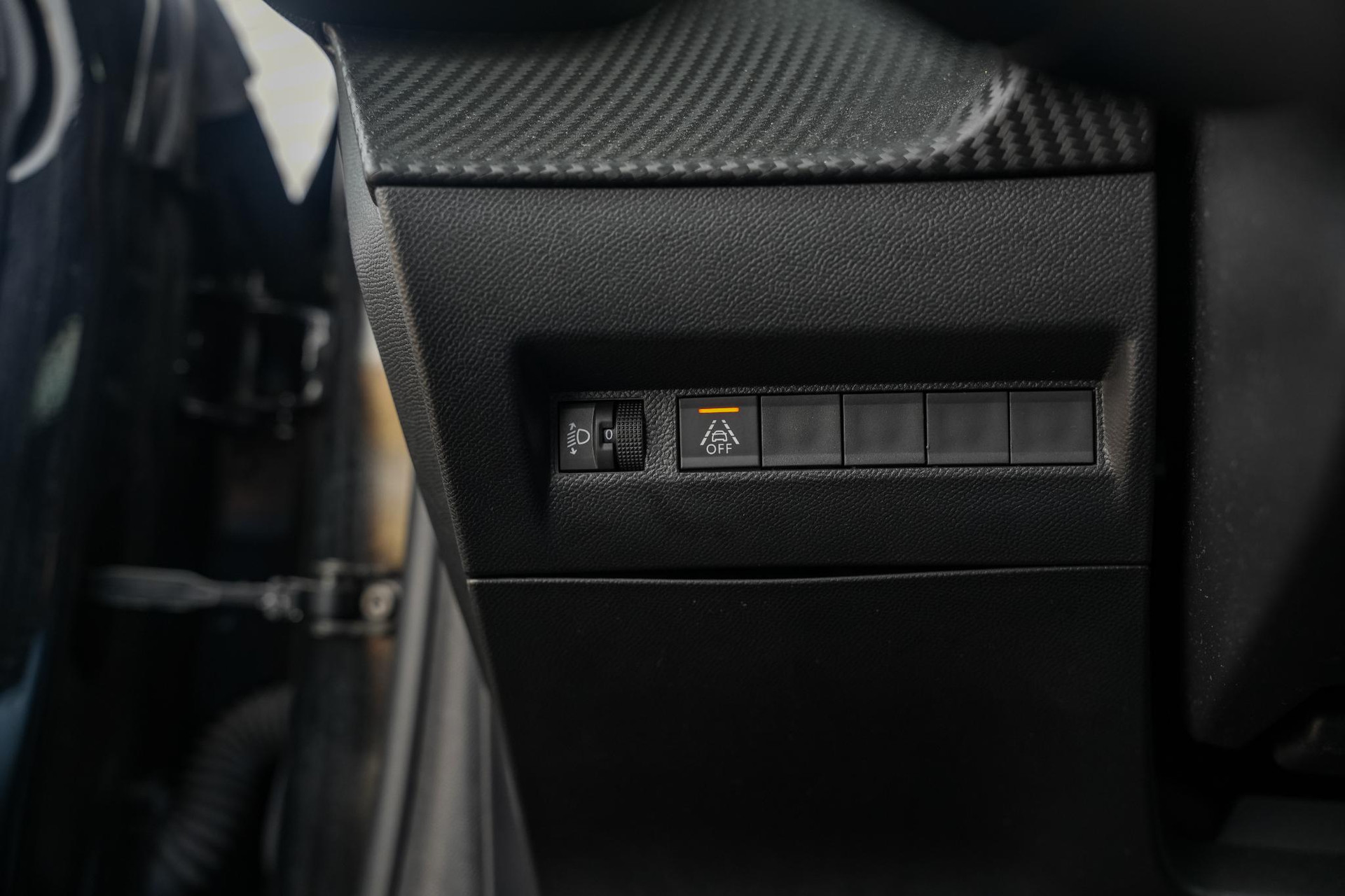 Peugeot 208 1.2 PureTech Active Pack 2022 Noir perla nera 21