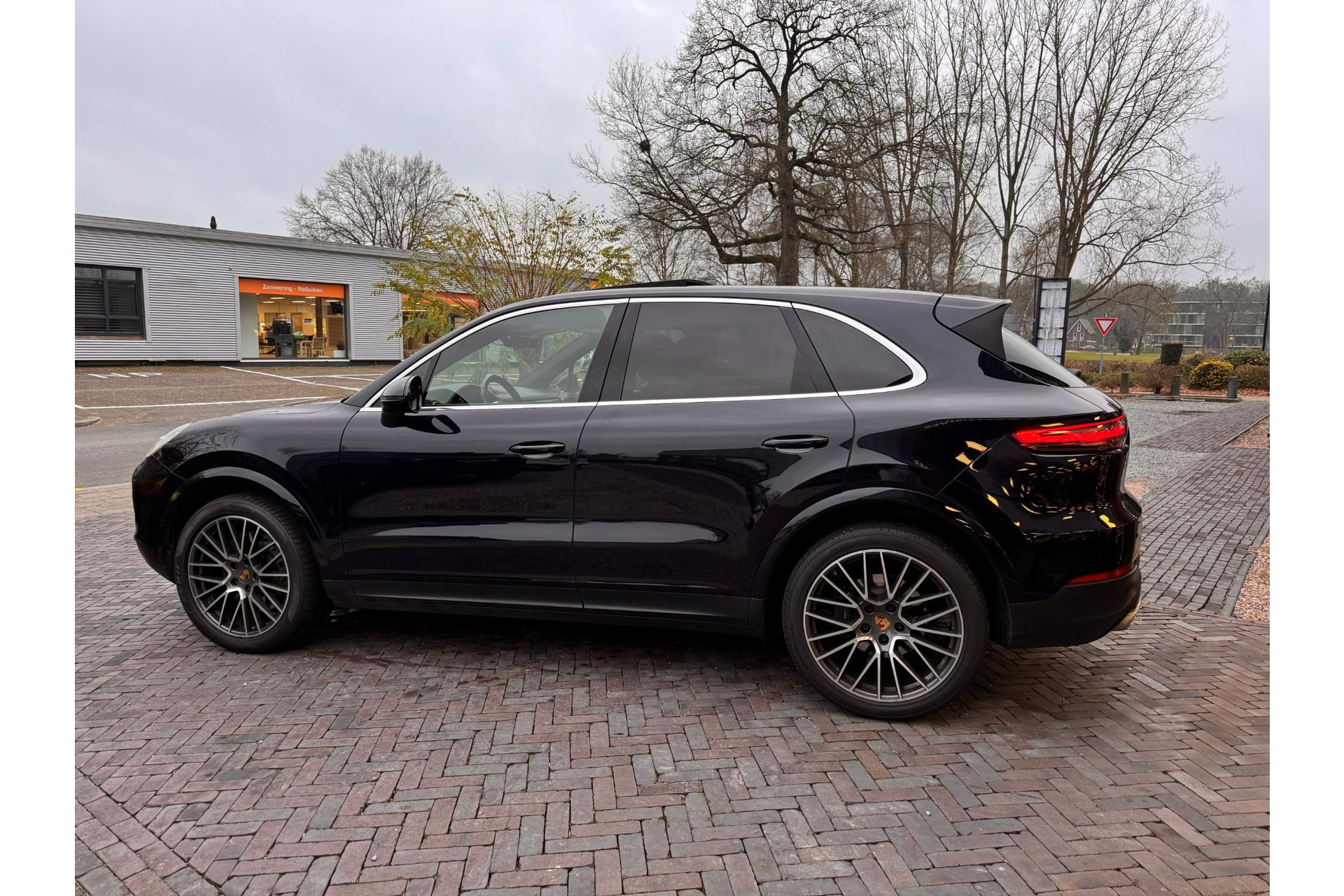 Porsche Cayenne 3.0 2021 Moonlight blauw metallic 6