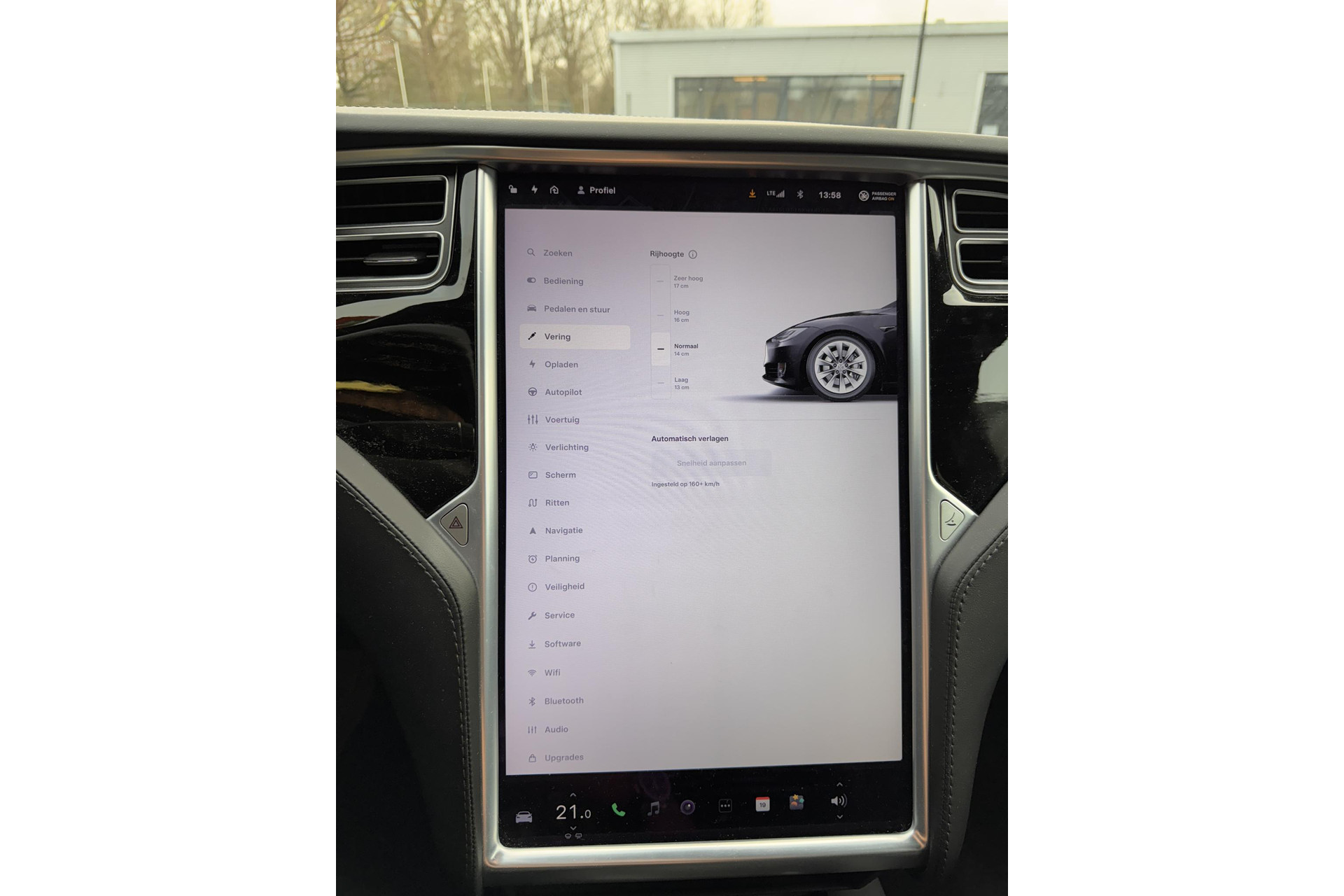 Tesla Model S 75D Base 2018  19