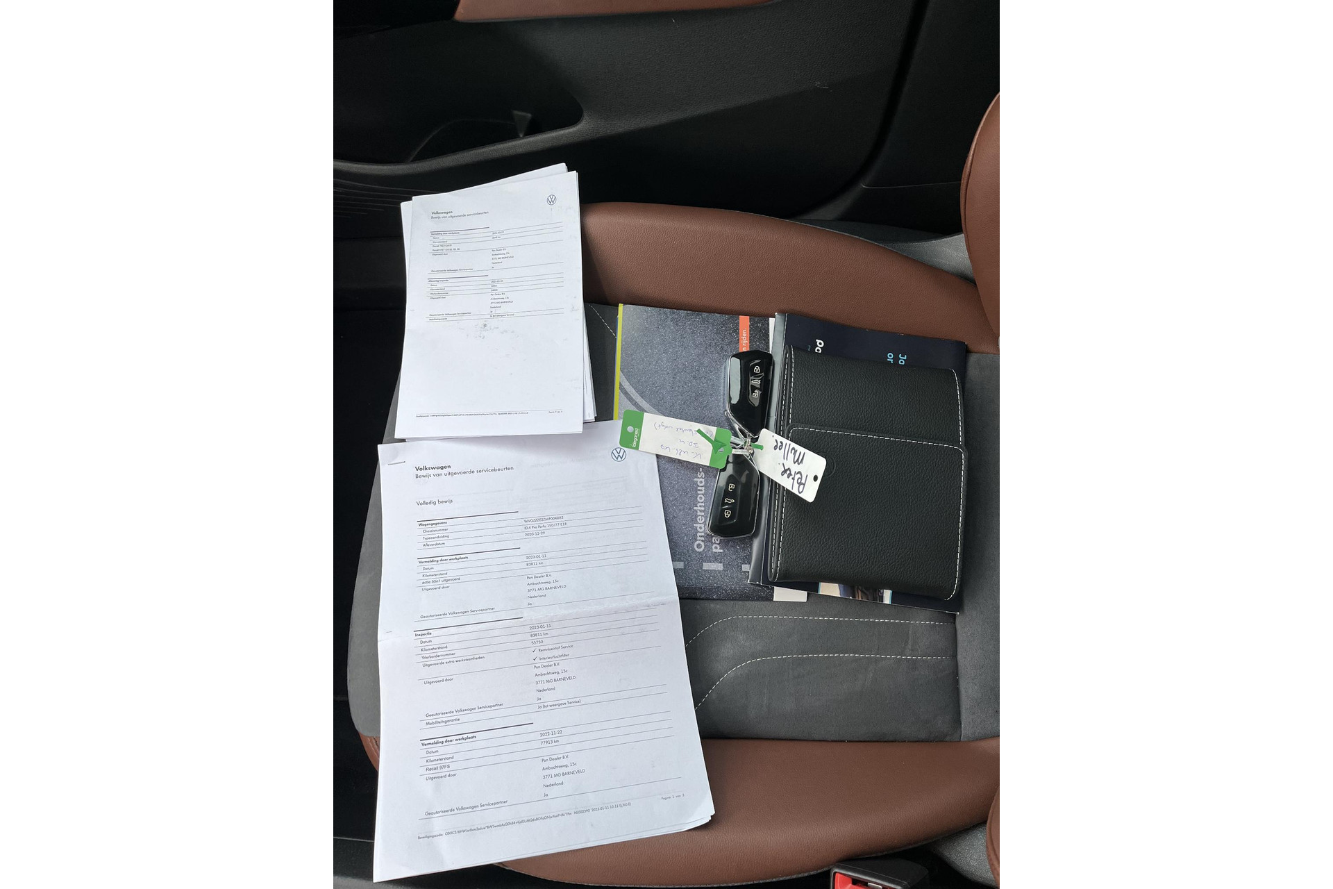 Volkswagen ID.4 First 77 kWh 2020 Mangan grey zwart dak 20