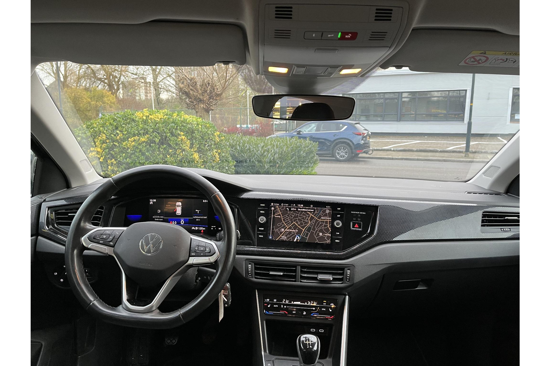 Volkswagen Polo 1.0 TSI Life Business 2022 Deep black 2