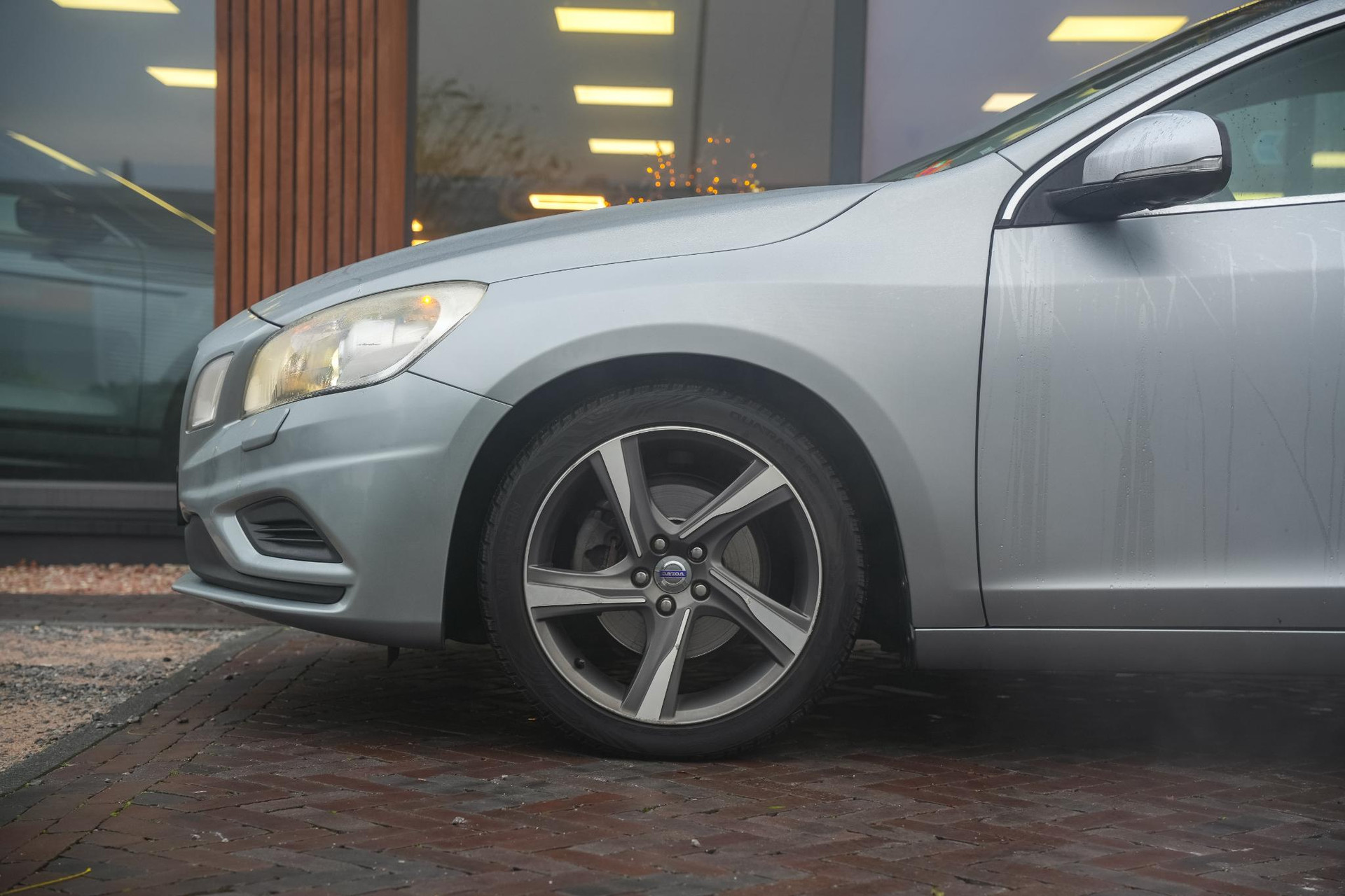 Volvo S60 1.6 T3 R-Design 2012 ELECTRIC SILVER (477) 12