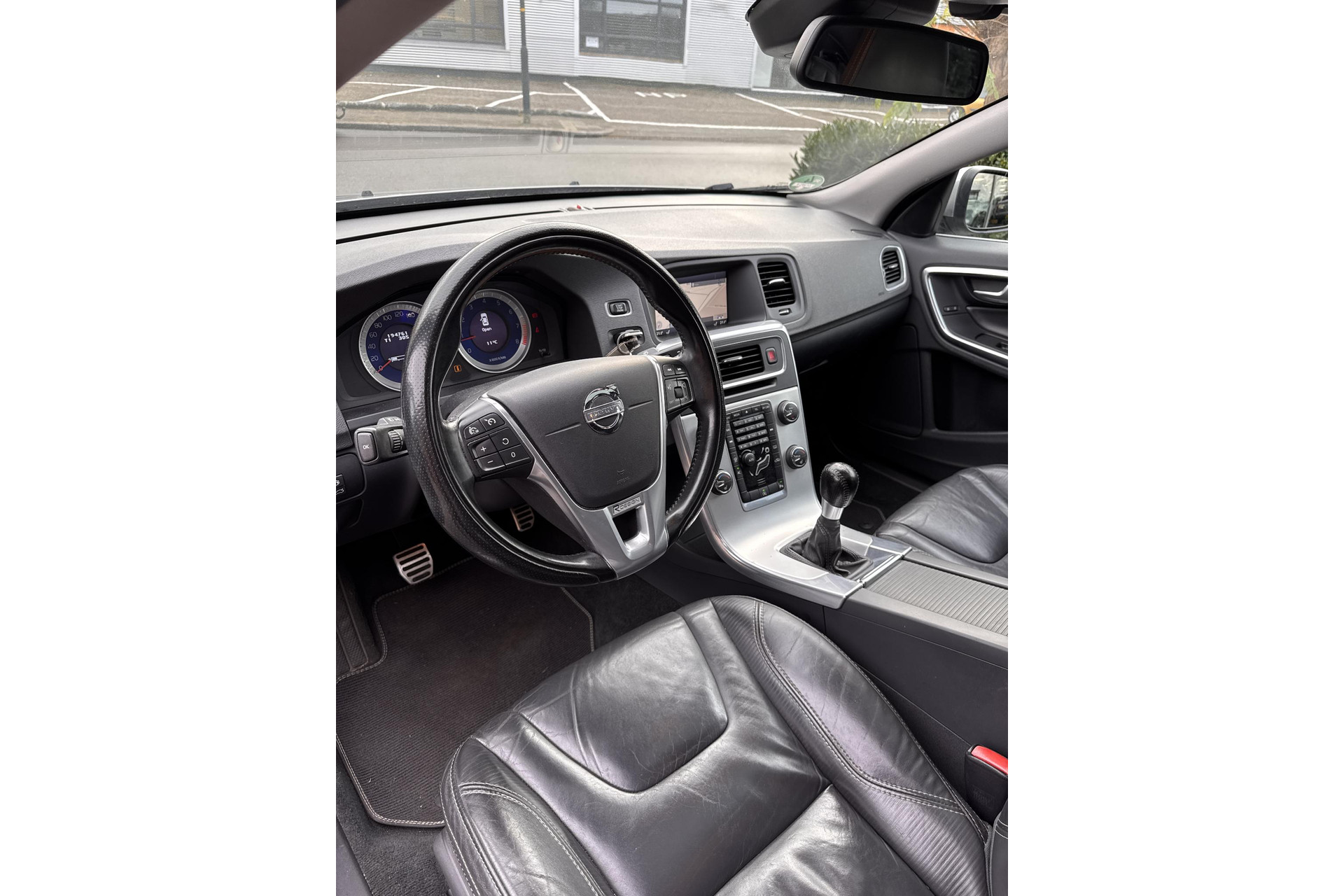 Volvo S60 1.6 T3 R-Design 2012 ELECTRIC SILVER (477) 12