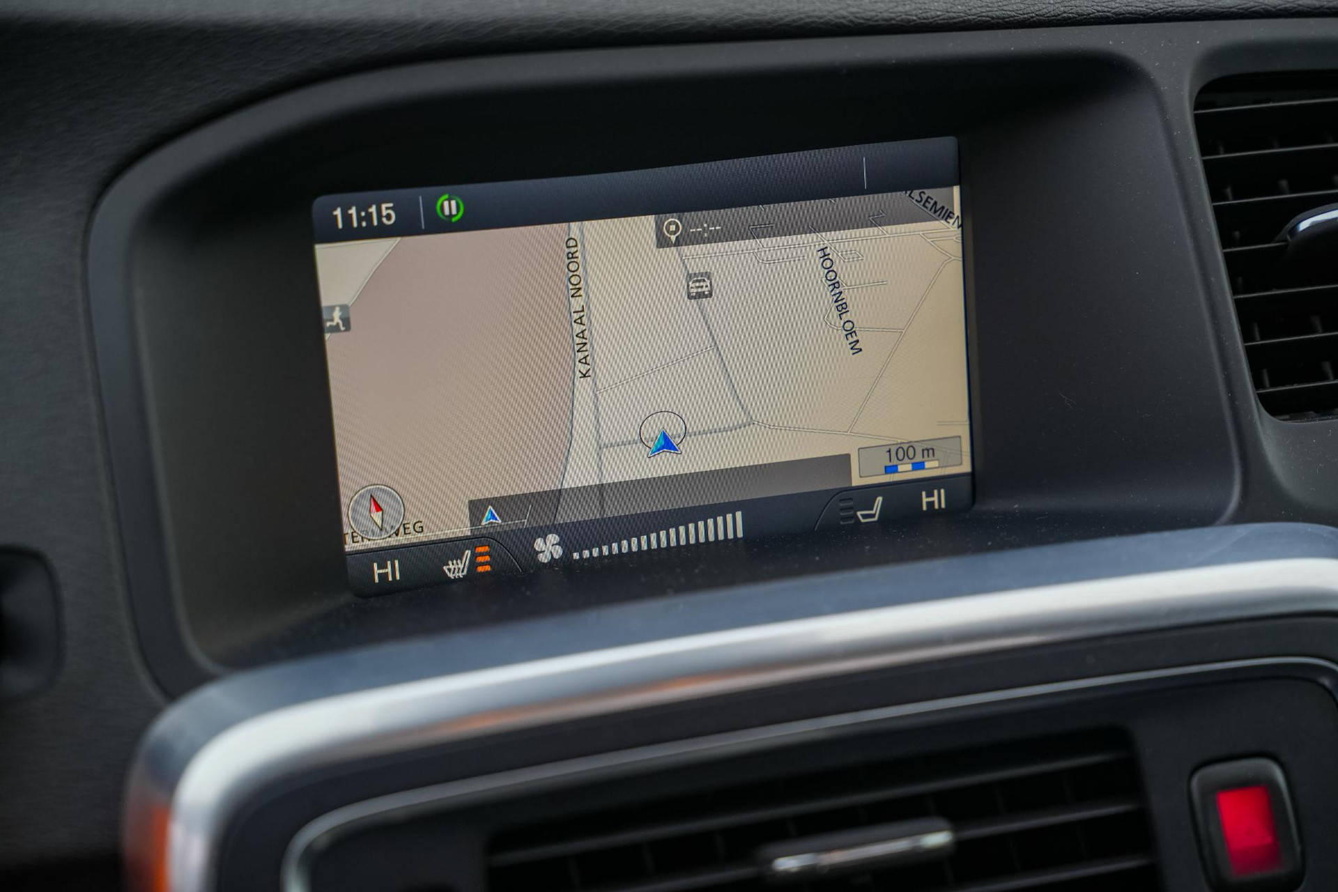 Volvo S60 1.6 T3 R-Design 2012 ELECTRIC SILVER (477) 18