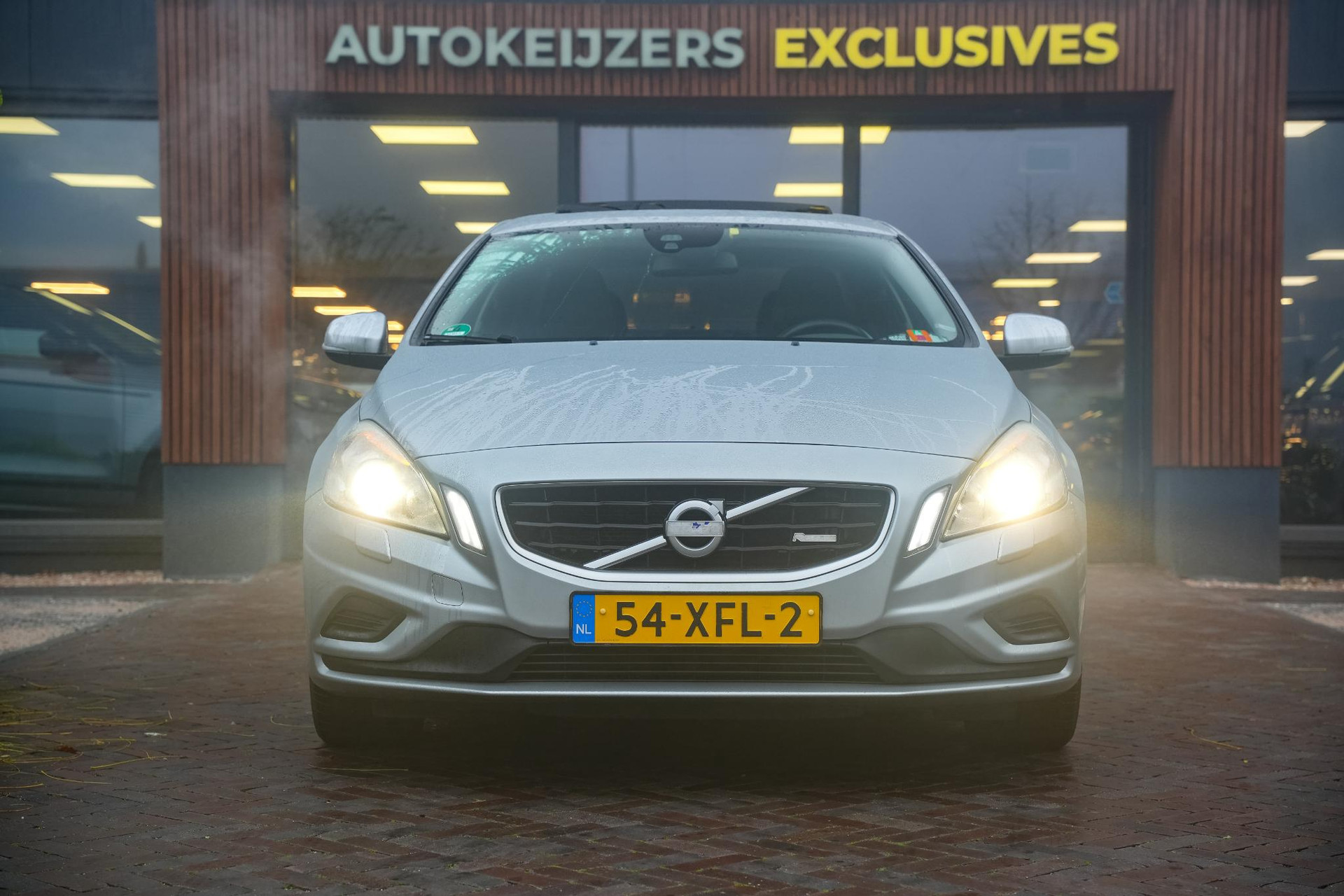 Volvo S60 1.6 T3 R-Design 2012 ELECTRIC SILVER (477) 3
