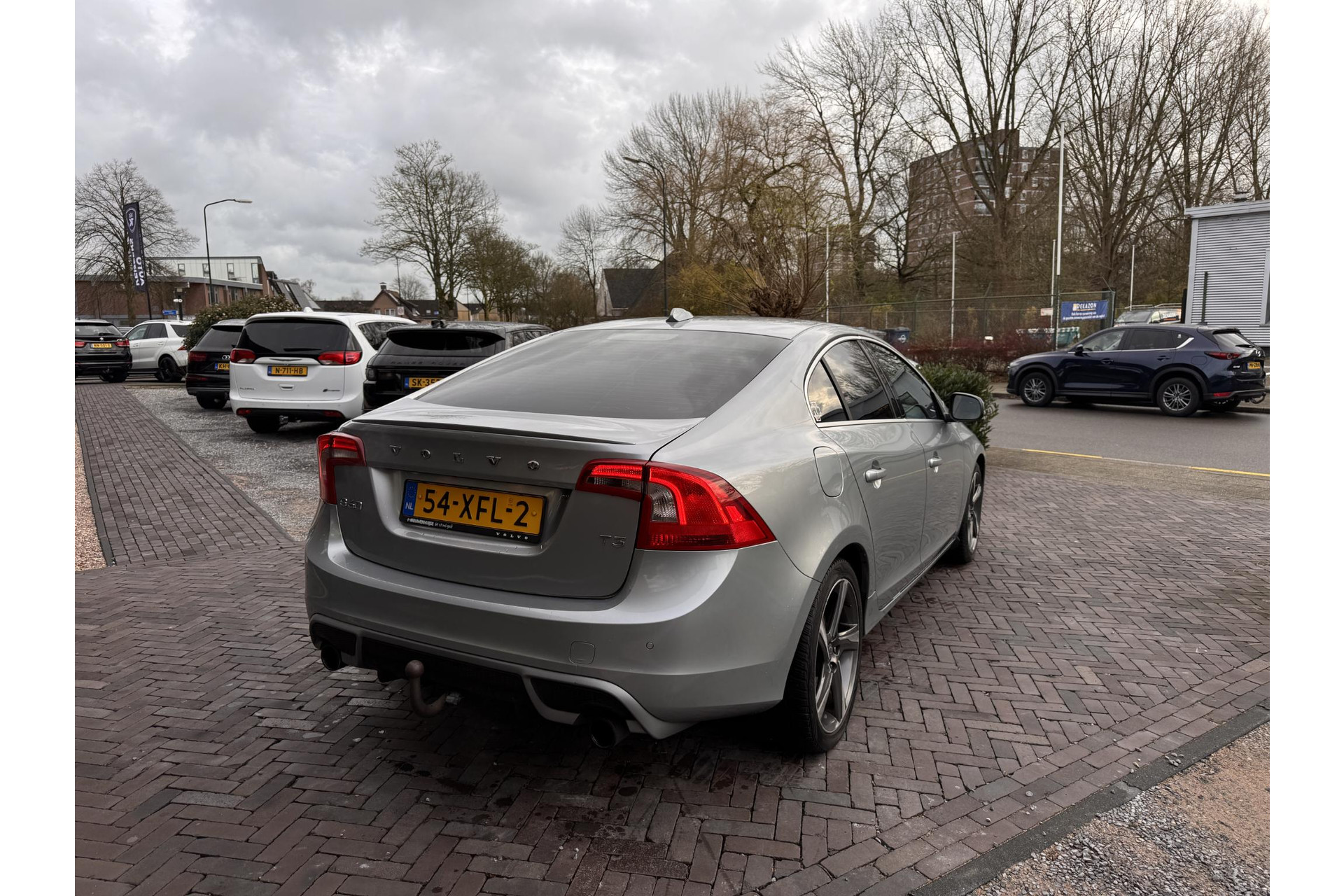 Volvo S60 1.6 T3 R-Design 2012 ELECTRIC SILVER (477) 3