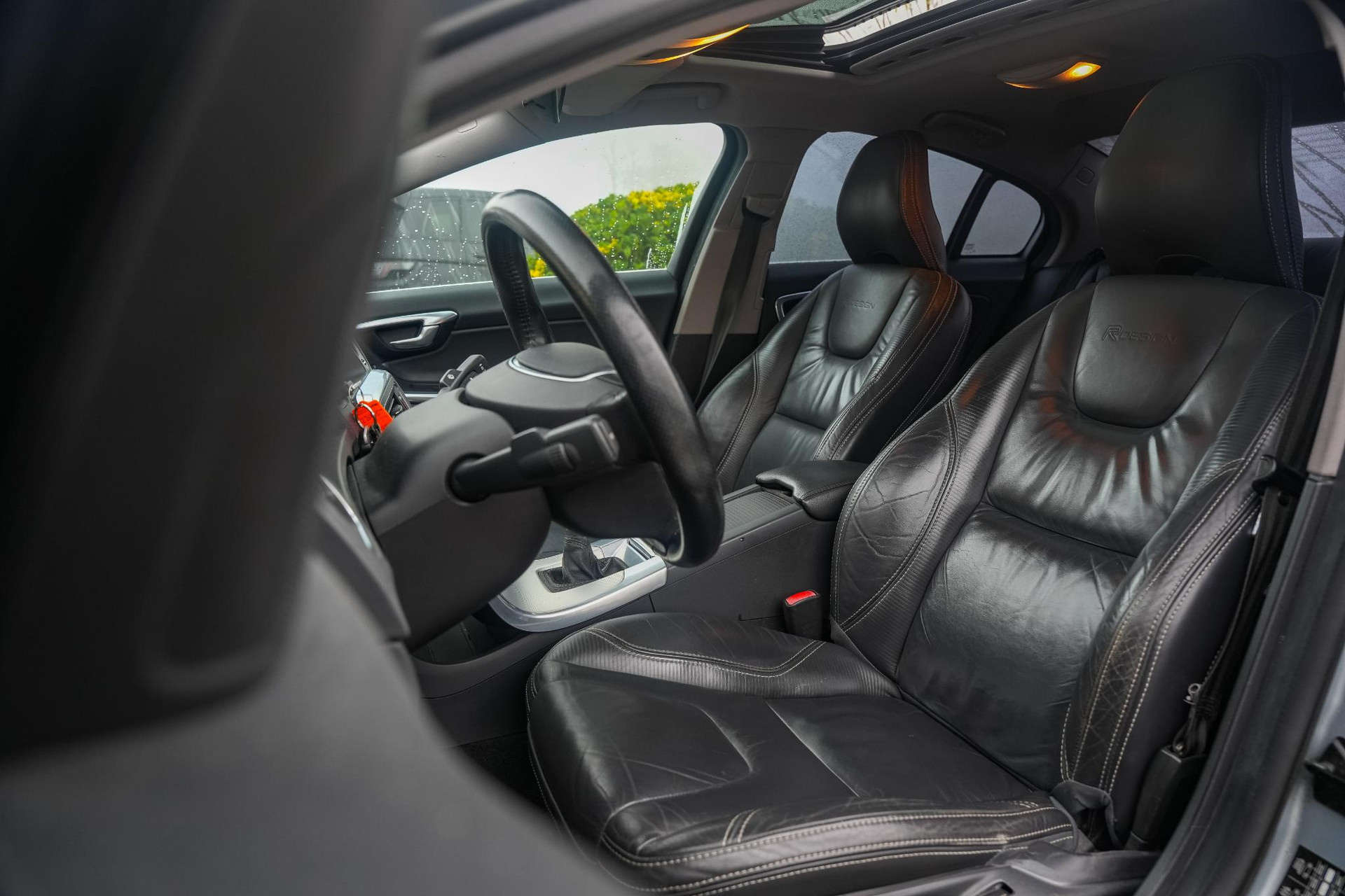 Volvo S60 1.6 T3 R-Design 2012 ELECTRIC SILVER (477) 8