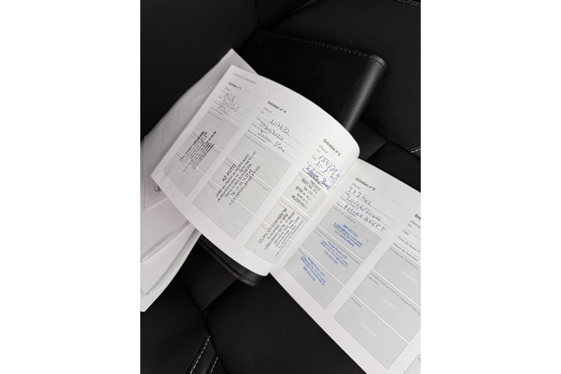 Volvo V40 2.0 T2 Momentum 2015 WHITE SOLID   (ICE WHITE) (614) 12