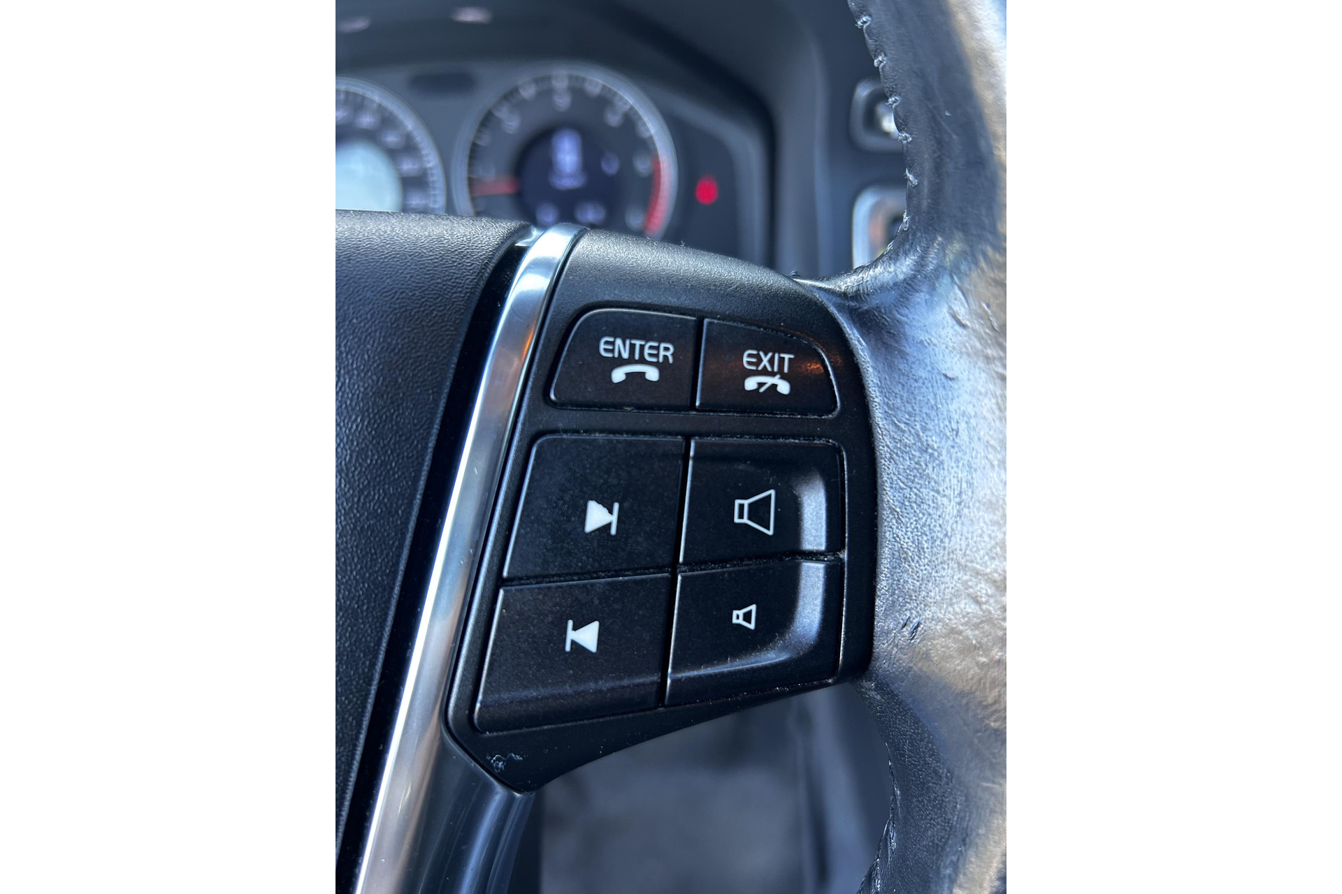 Volvo V70 2.4D Momentum 2010 TITANIUM GREY (455) 18