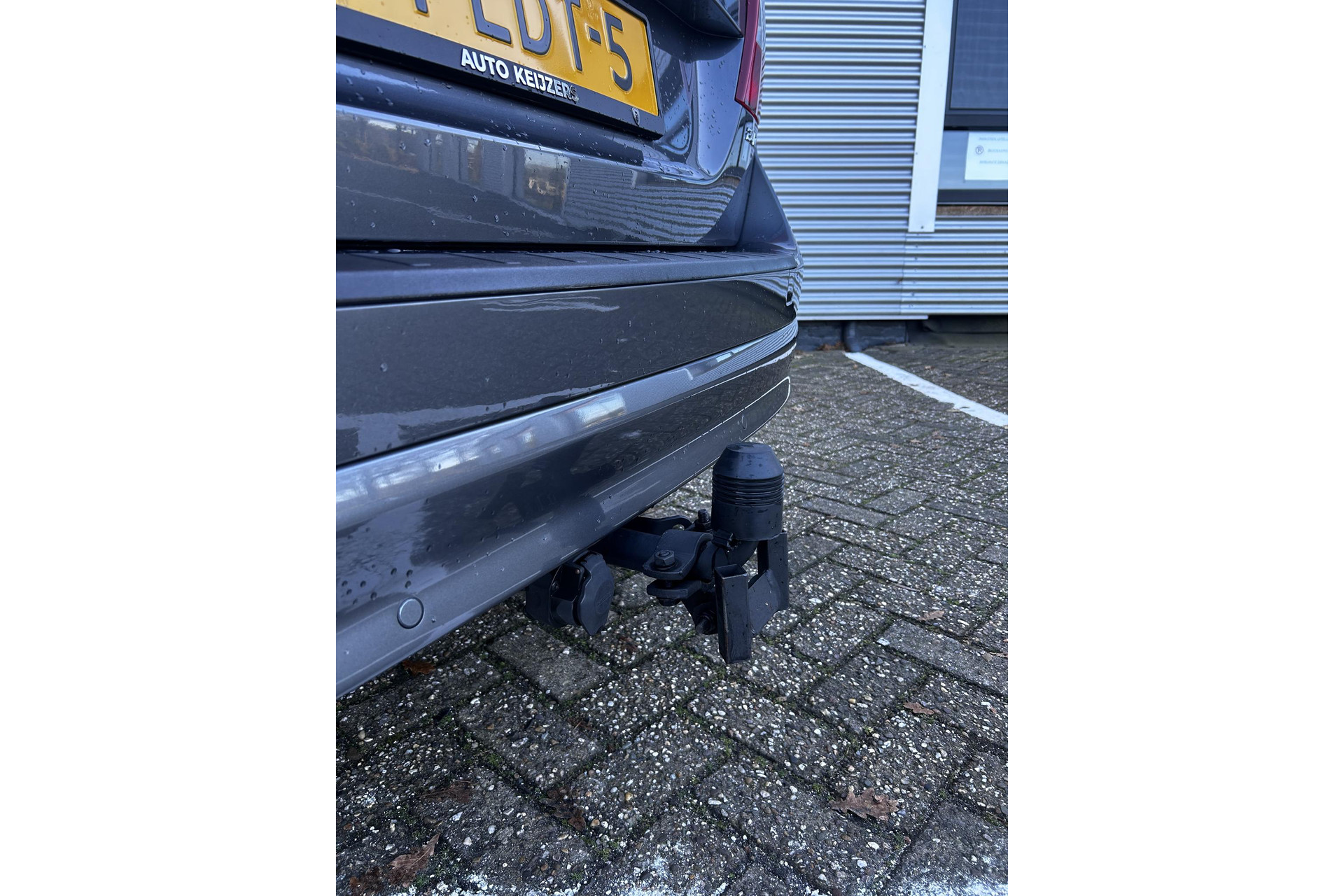 Volvo V70 2.4D Momentum 2010 TITANIUM GREY (455) 25