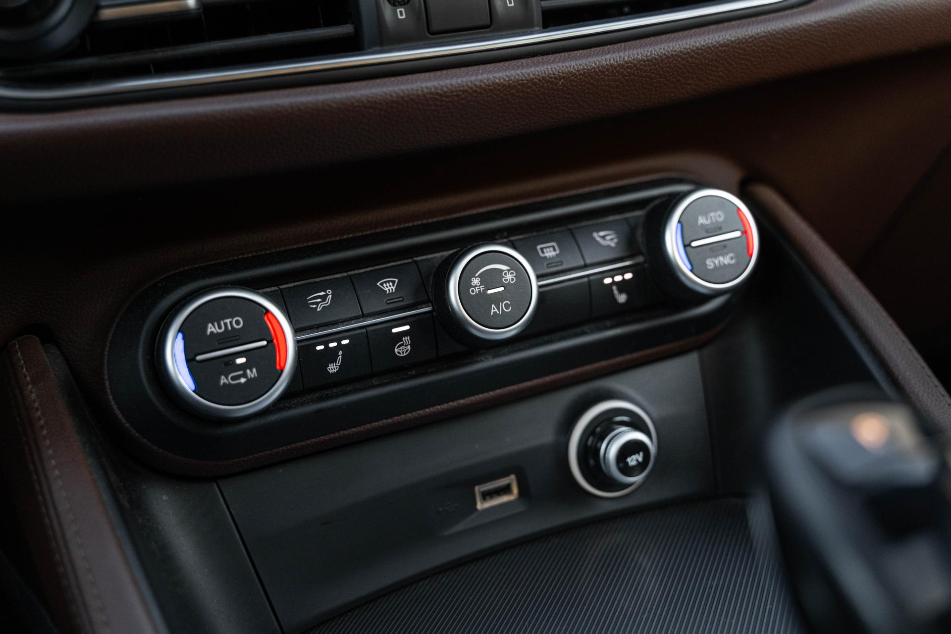 Alfa Romeo Stelvio 2.2d Super 2018  27