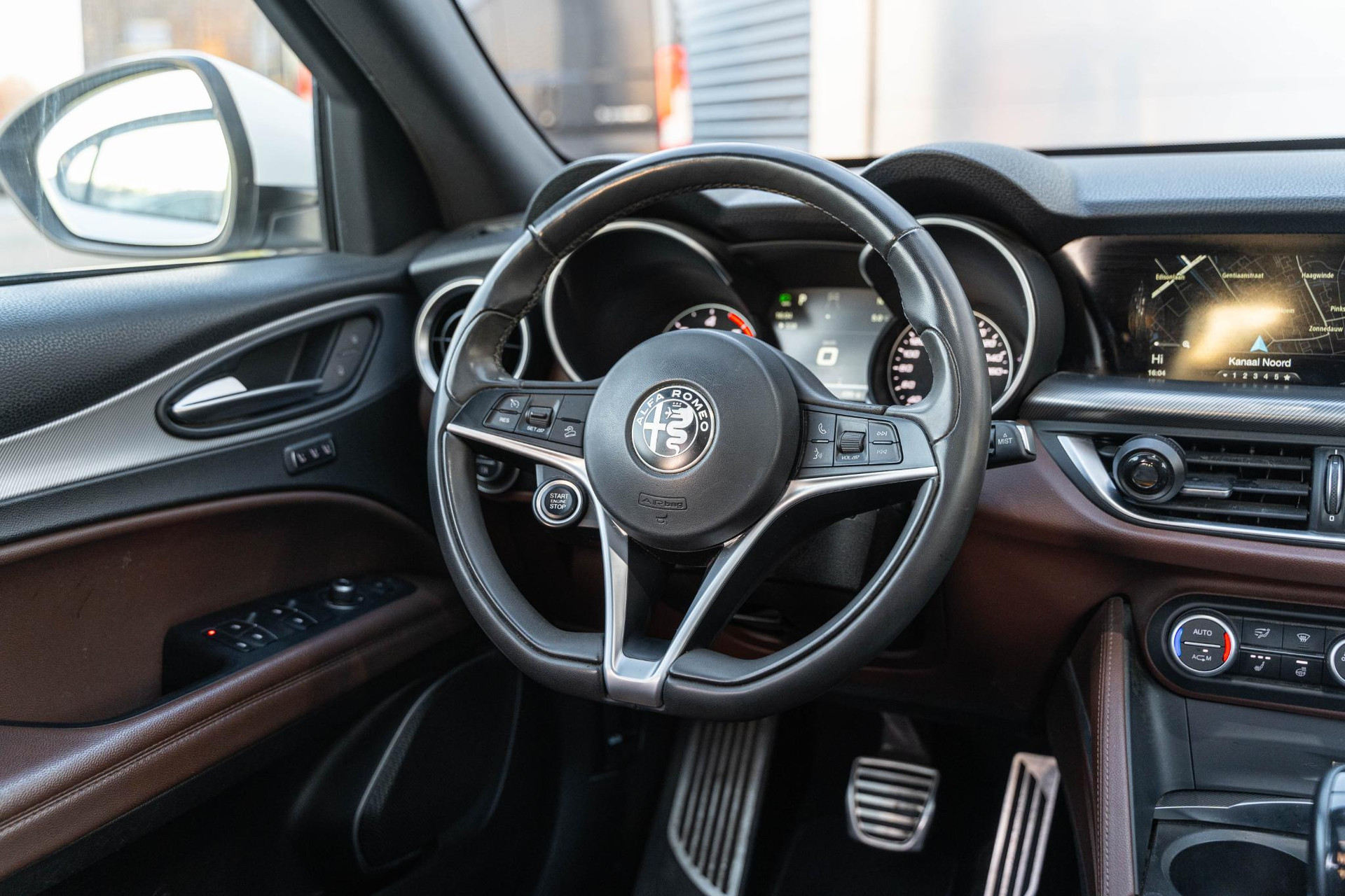 Alfa Romeo Stelvio 2.2d Super 2018  35