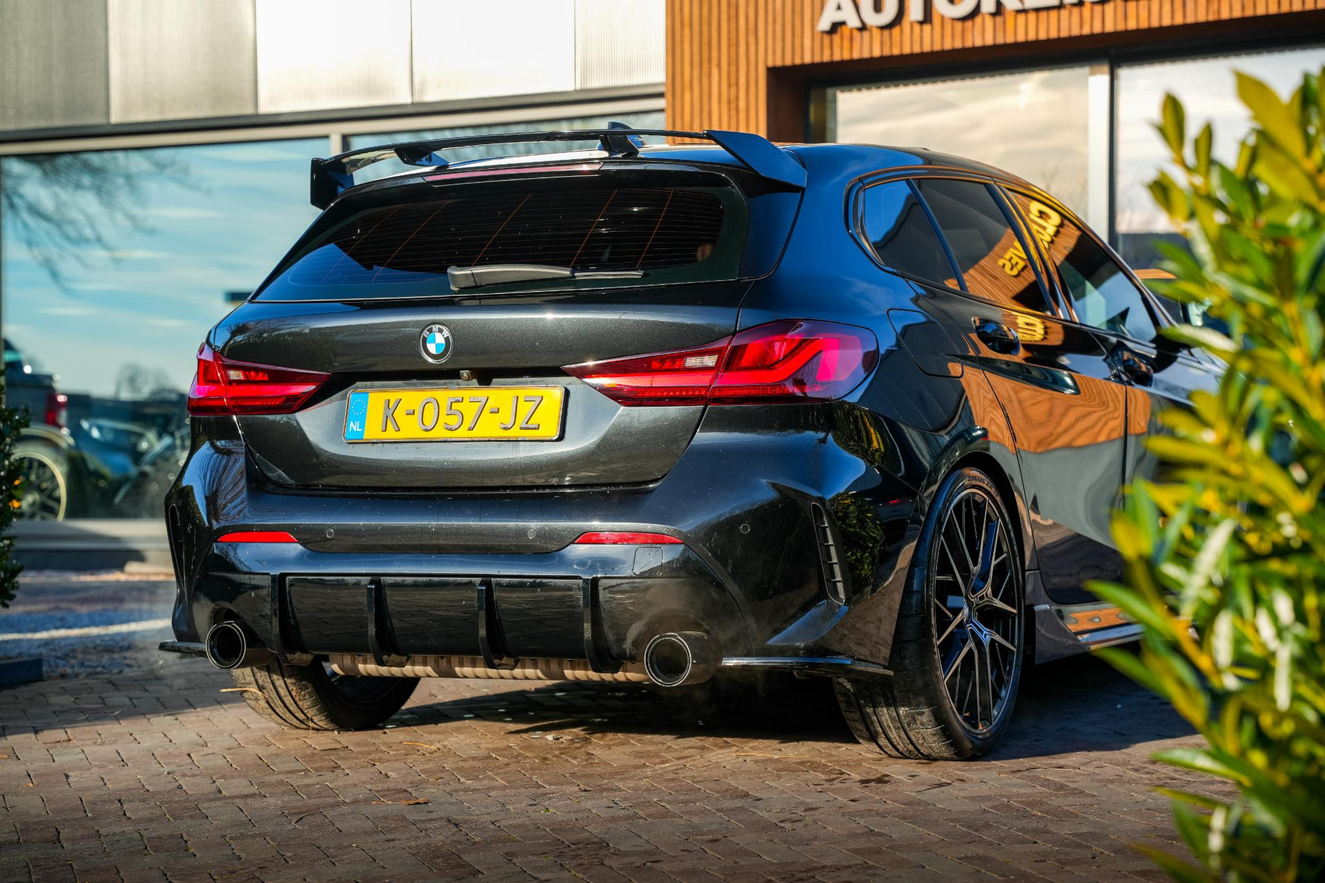 BMW 1-serie 118i Executive Edition 2021 Saphirschwarz metallic 11