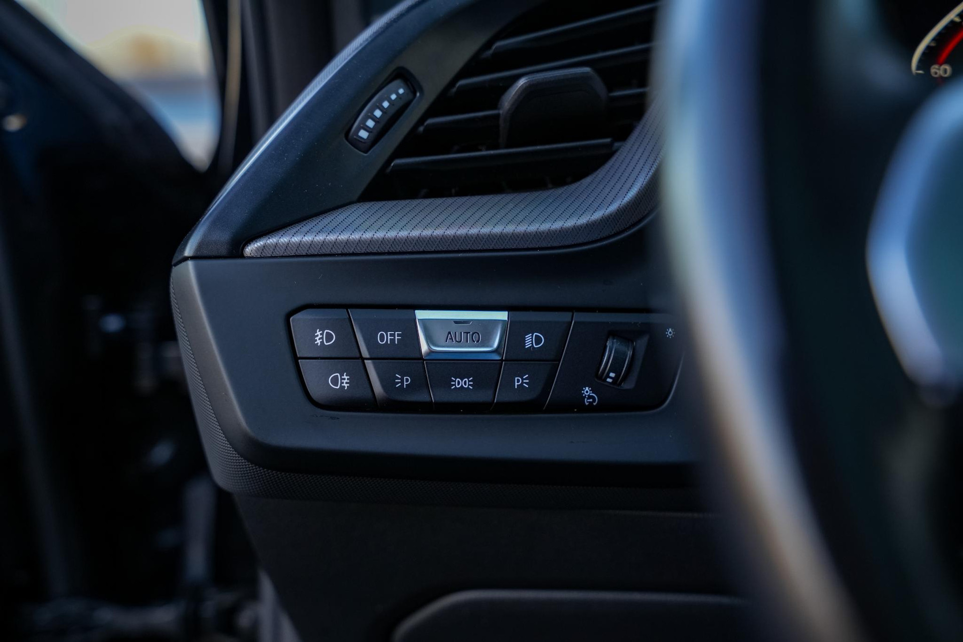 BMW 1-serie 118i Executive Edition 2021 Saphirschwarz metallic 21