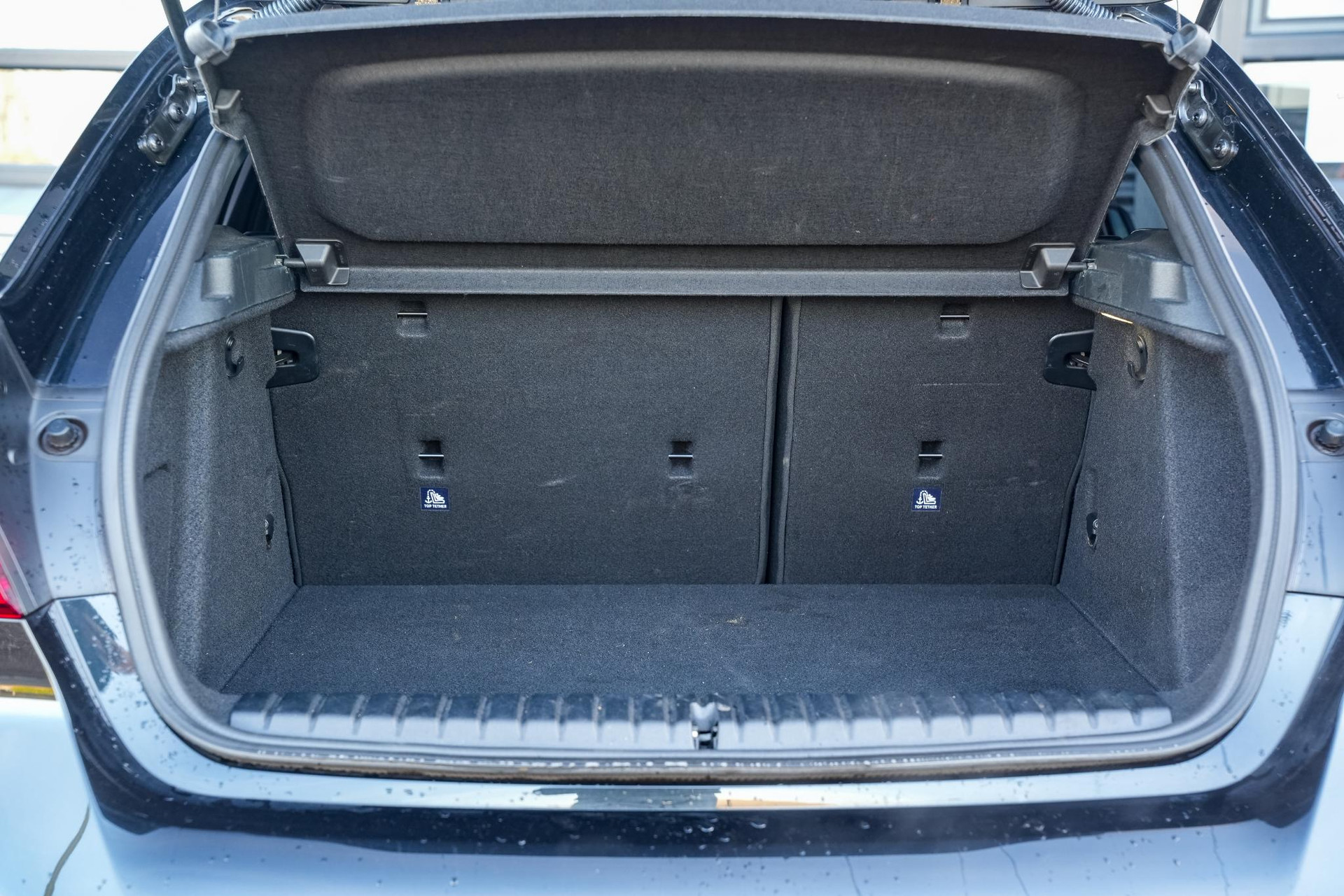 BMW 1-serie 118i Executive Edition 2021 Saphirschwarz metallic 25