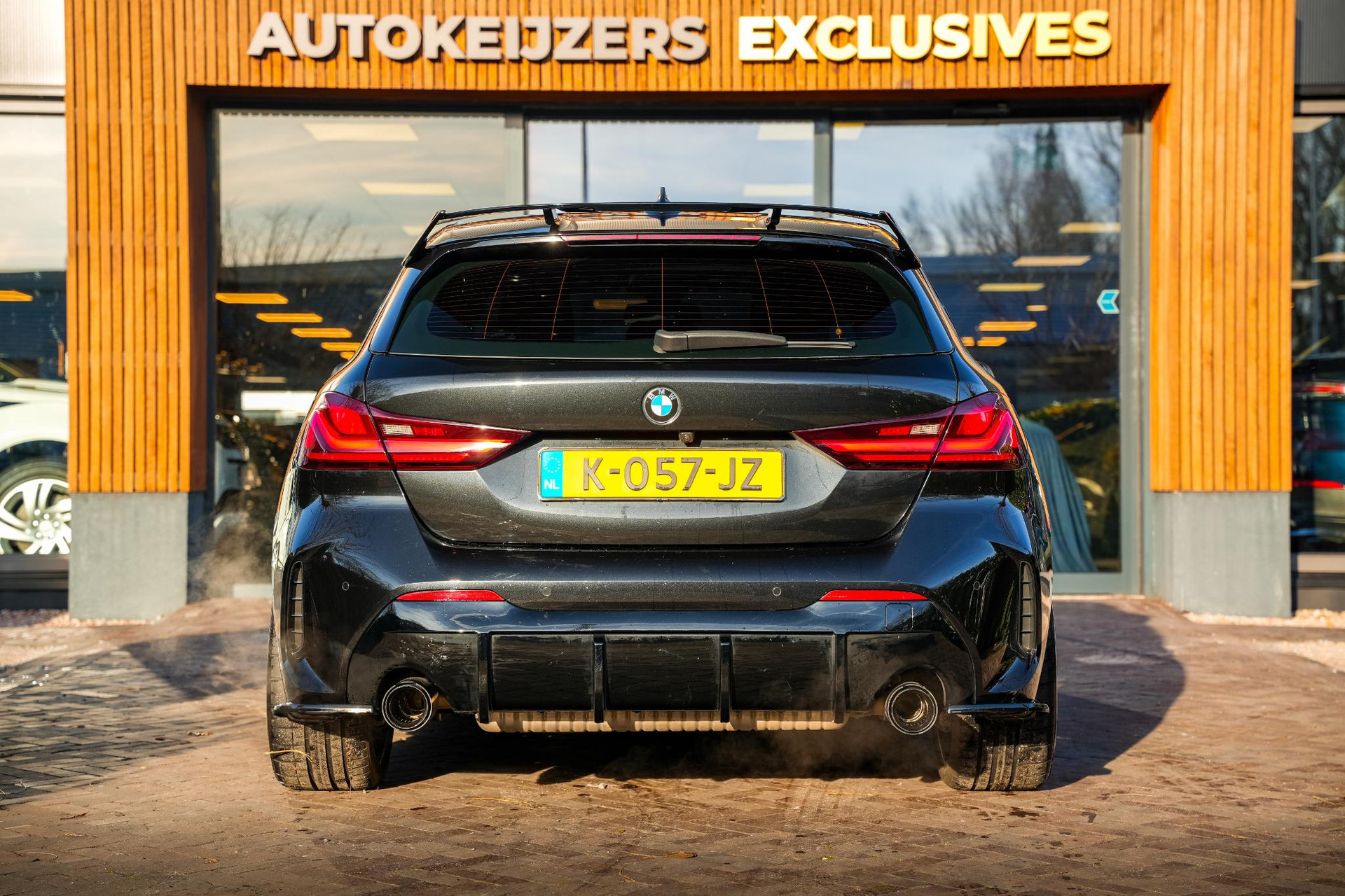 BMW 1-serie 118i Executive Edition 2021 Saphirschwarz metallic 9