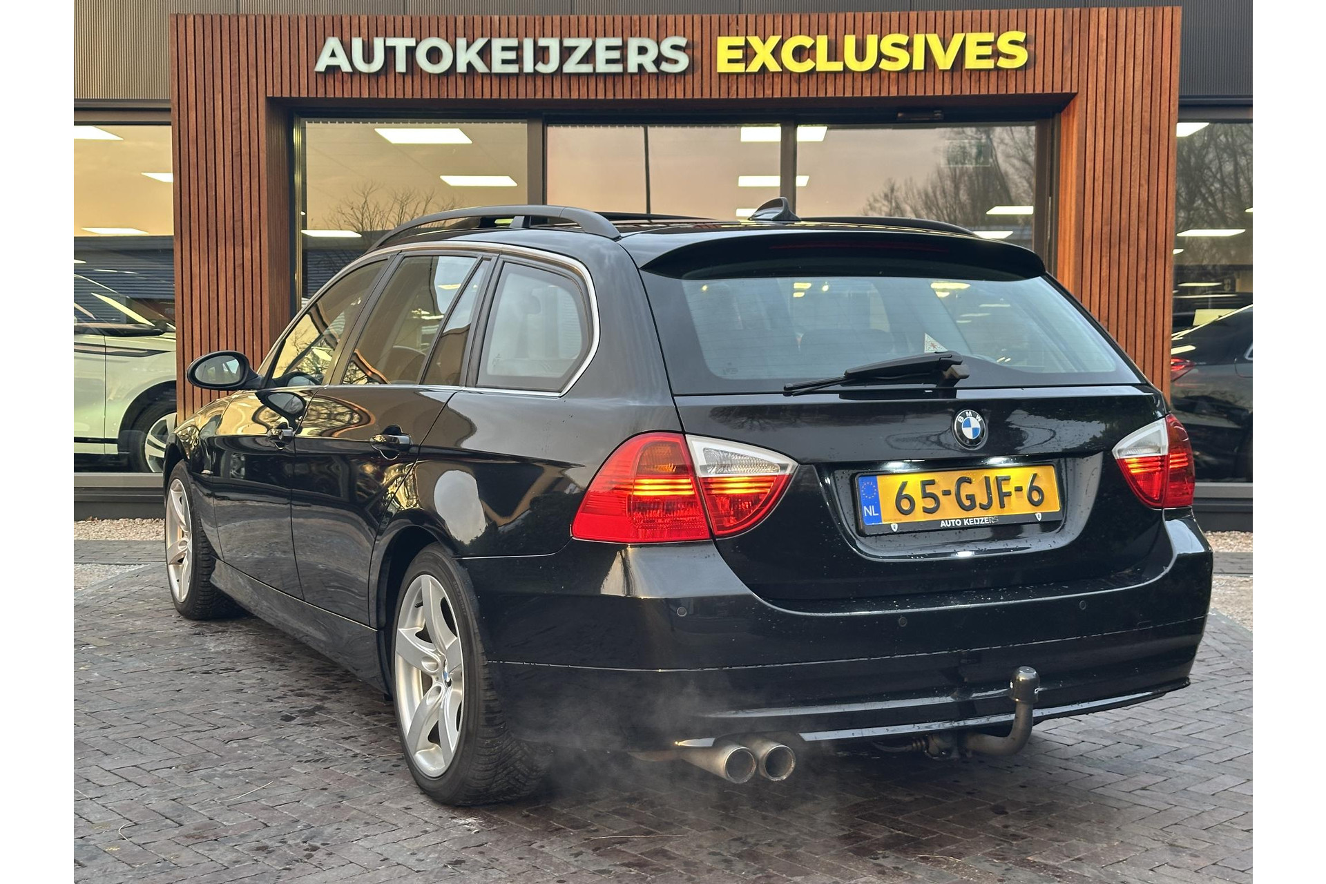 BMW 3 Serie Touring 325xi High Executive 2008 Saphirschwarz metallic 5