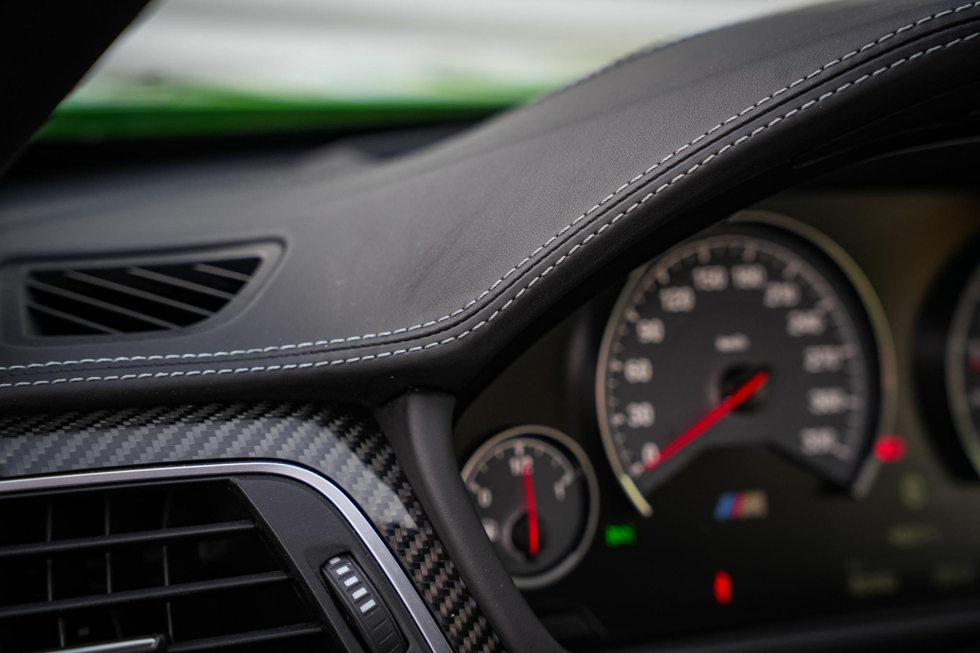 BMW 4 Serie Coupé M4 2015  26