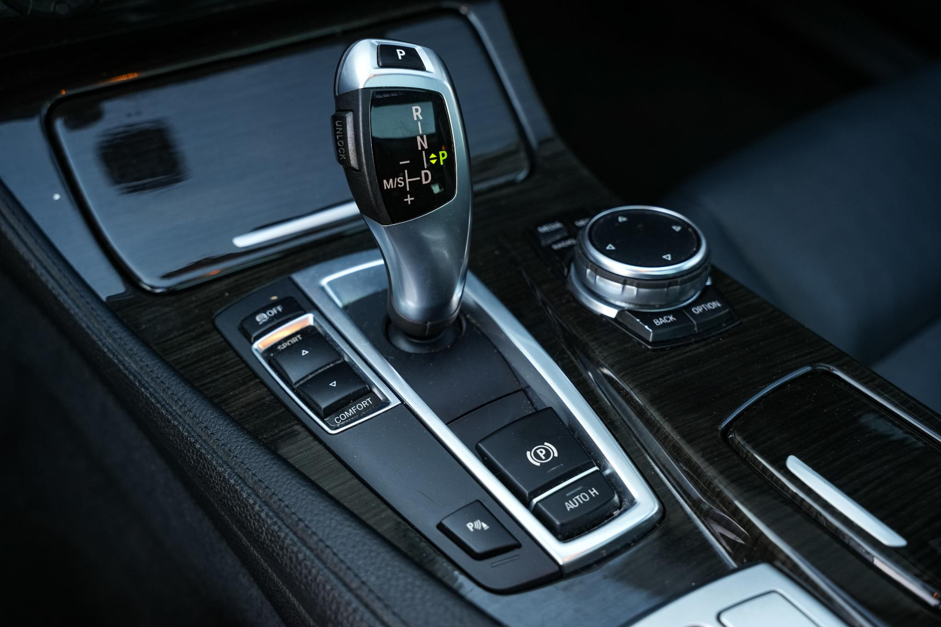 BMW 5 Serie Touring 530d High Executive 2015 black-sapphire metallic (475) 15