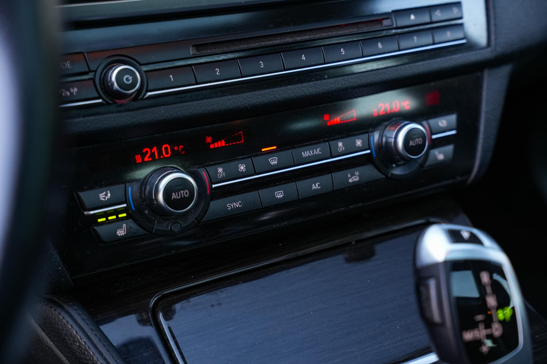 BMW 5 Serie Touring 530d High Executive 2015 black-sapphire metallic (475) 16