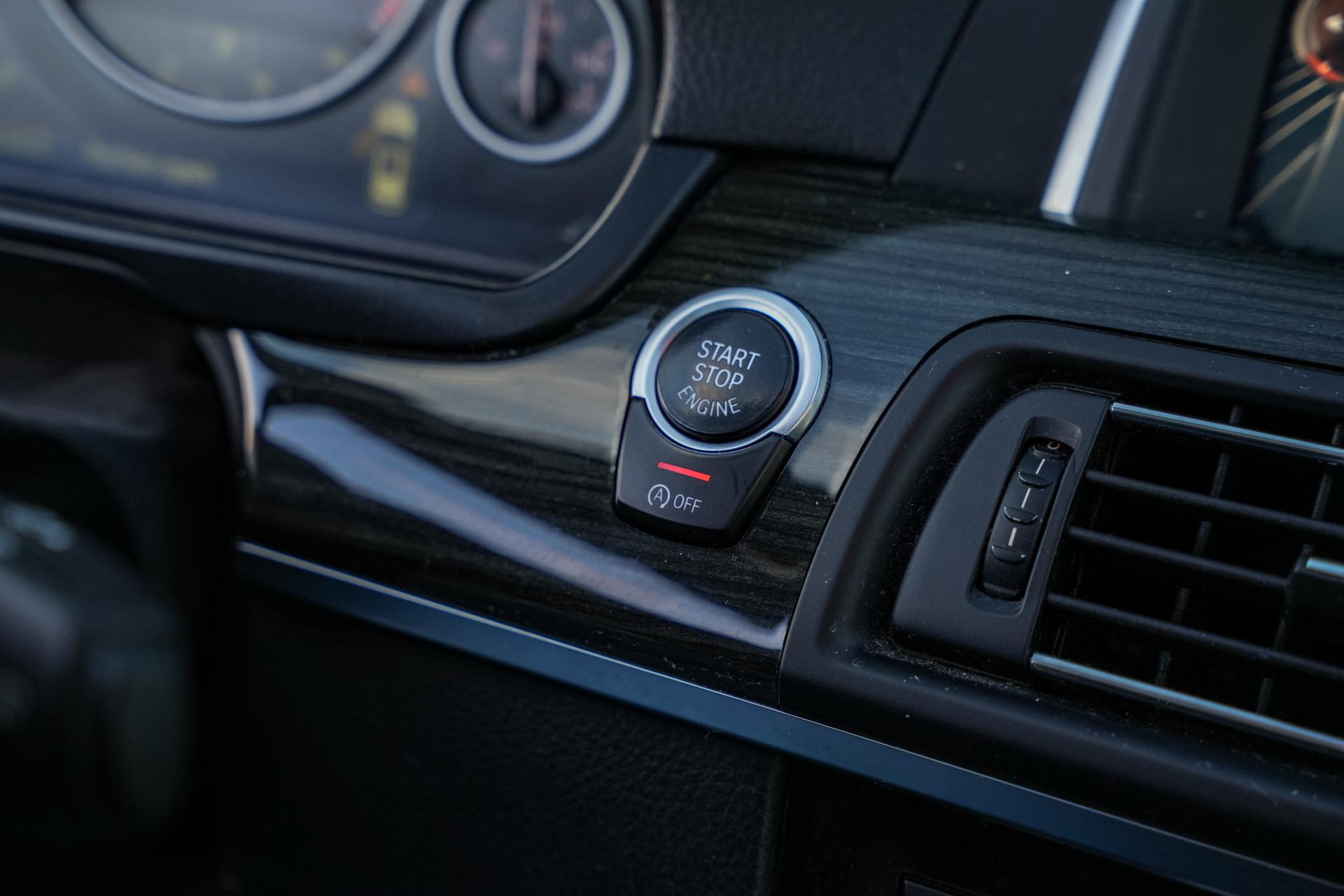 BMW 5 Serie Touring 530d High Executive 2015 black-sapphire metallic (475) 23