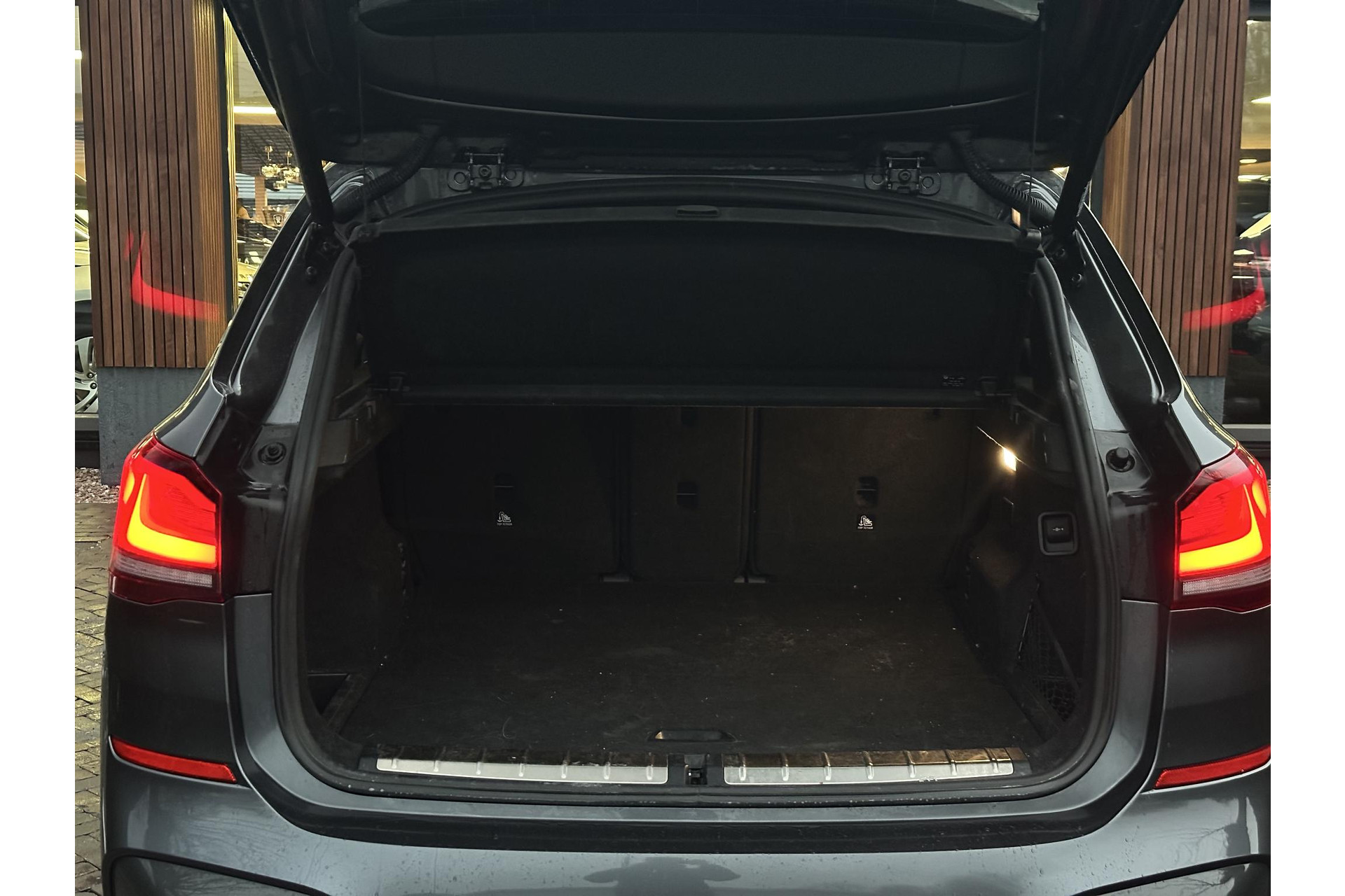 BMW X1 xDrive25e eDrive Edition 2021 Mineral-grau metallic (B39) 8