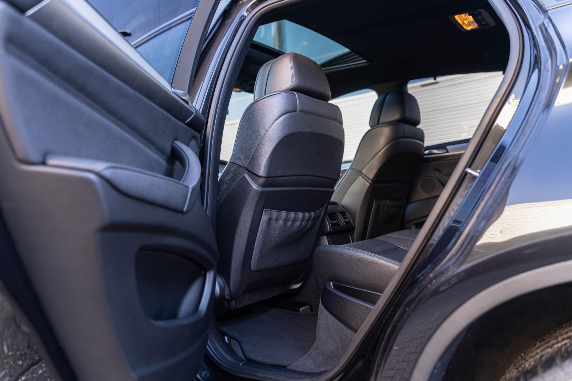 BMW X6 xDrive40d High Executive 2011 Saphirschwarz metallic 10