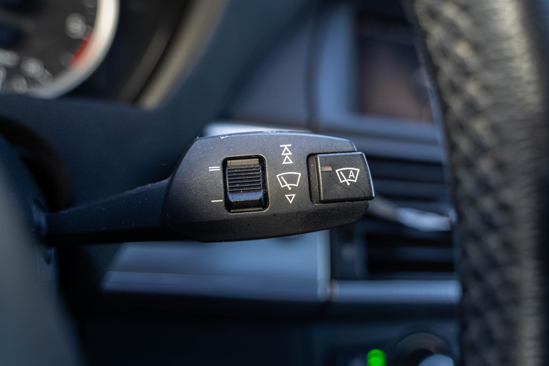 BMW X6 xDrive40d High Executive 2011 Saphirschwarz metallic 26