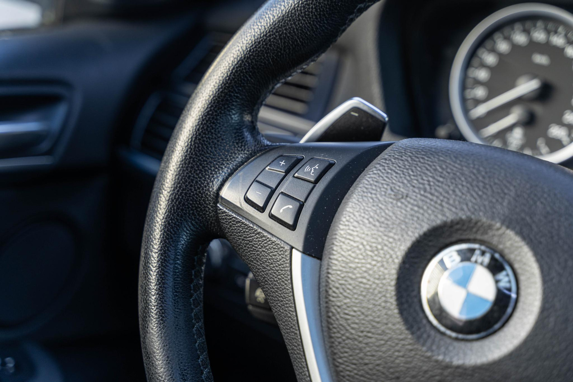 BMW X6 xDrive40d High Executive 2011 Saphirschwarz metallic 28