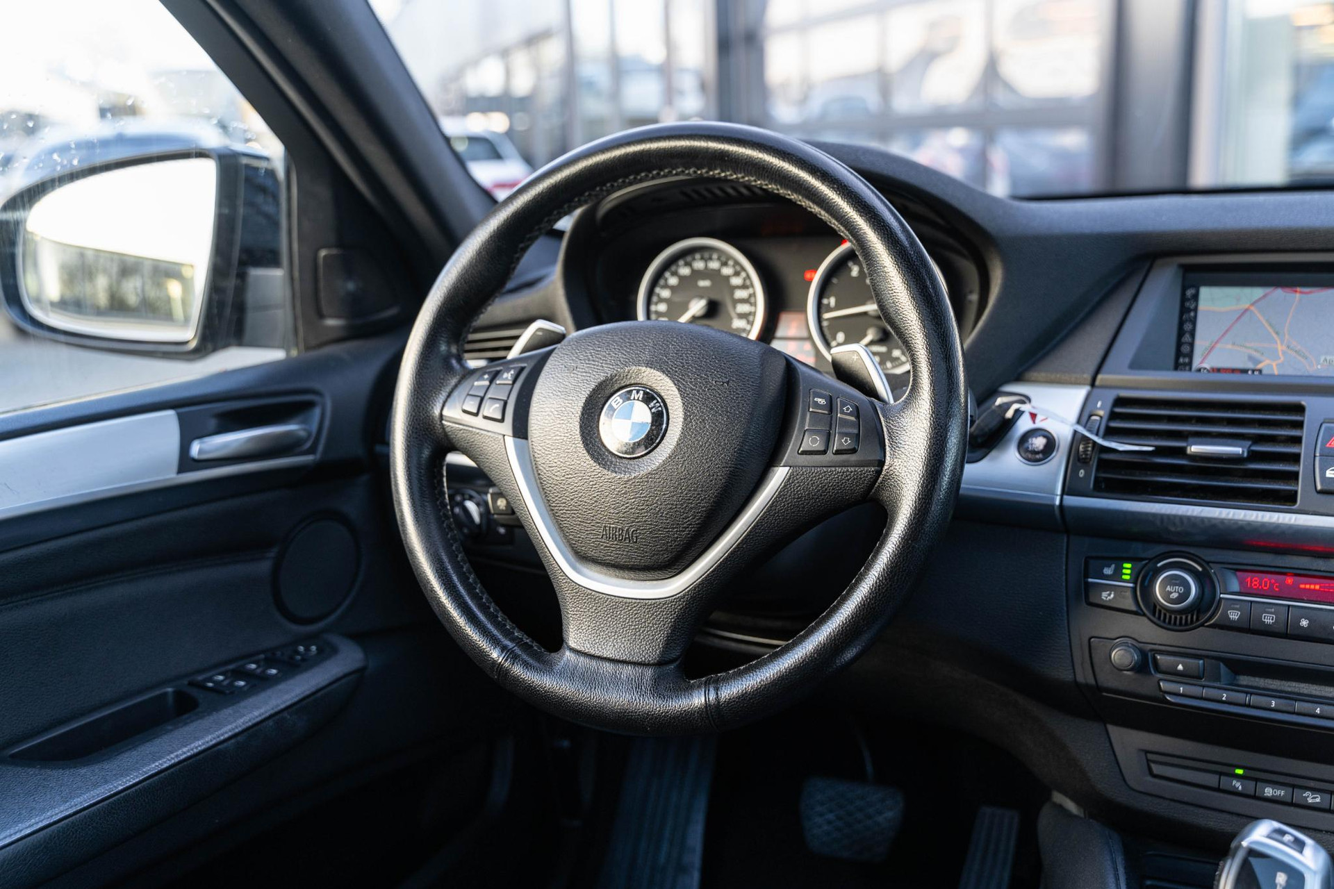 BMW X6 xDrive40d High Executive 2011 Saphirschwarz metallic 37