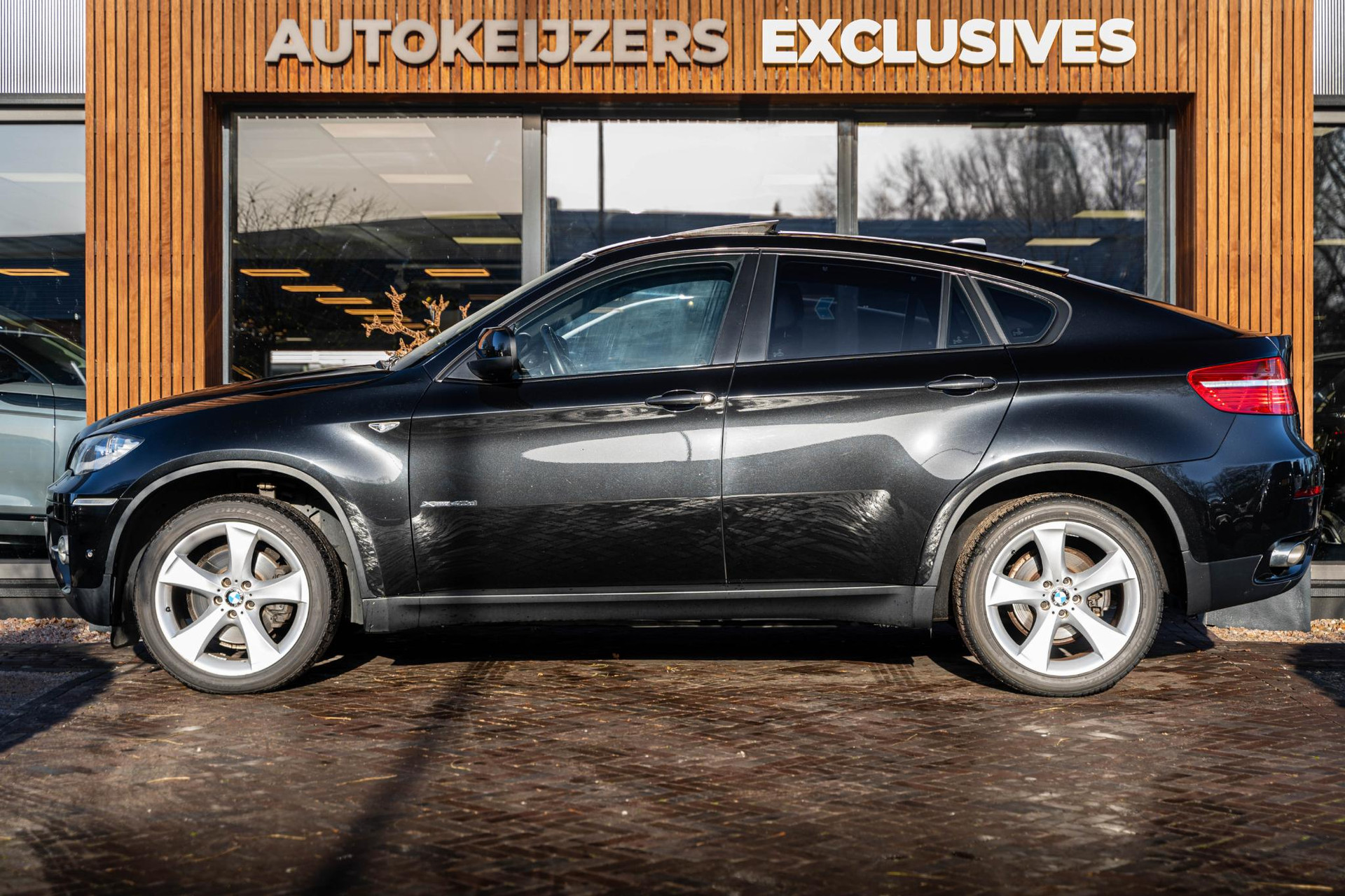 BMW X6 xDrive40d High Executive 2011 Saphirschwarz metallic 5