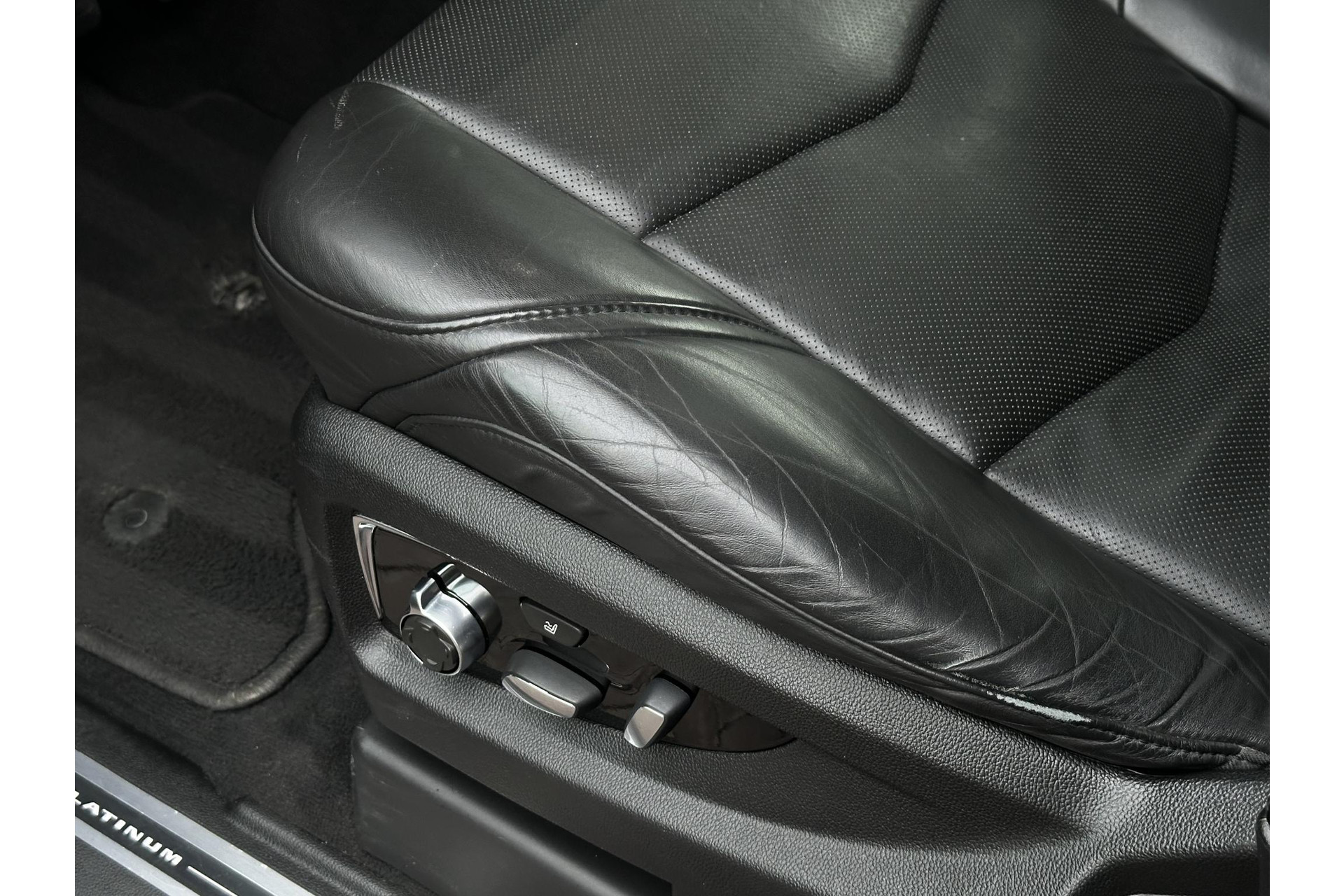 Cadillac Escalade 6.2 V8 Platinum 2018  31