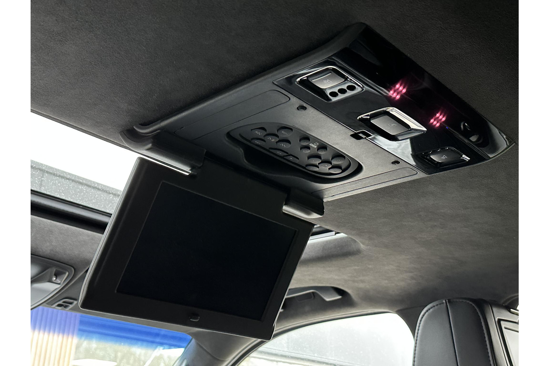 Cadillac Escalade 6.2 V8 Platinum 2018  35