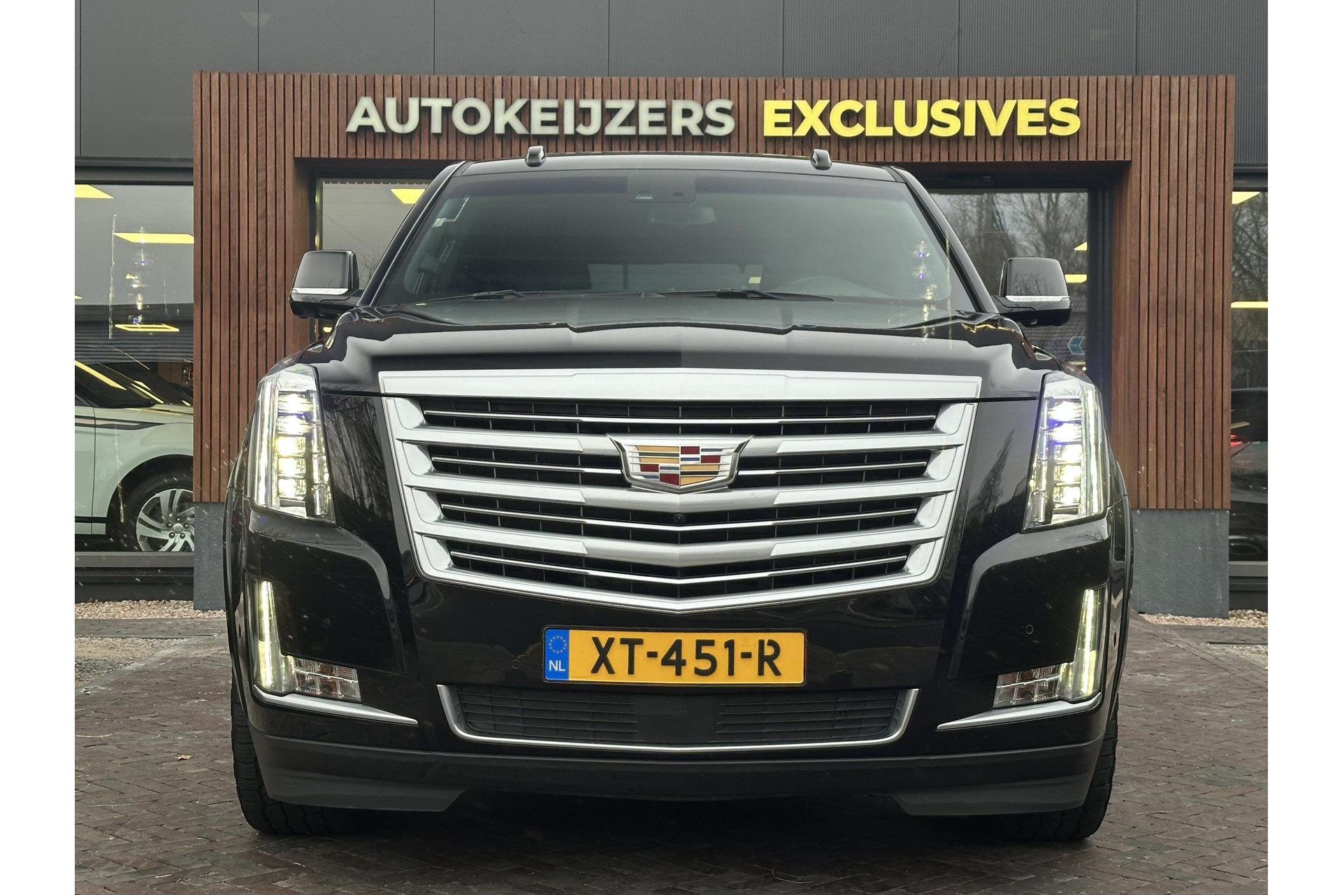 Cadillac Escalade 6.2 V8 Platinum 2018  4