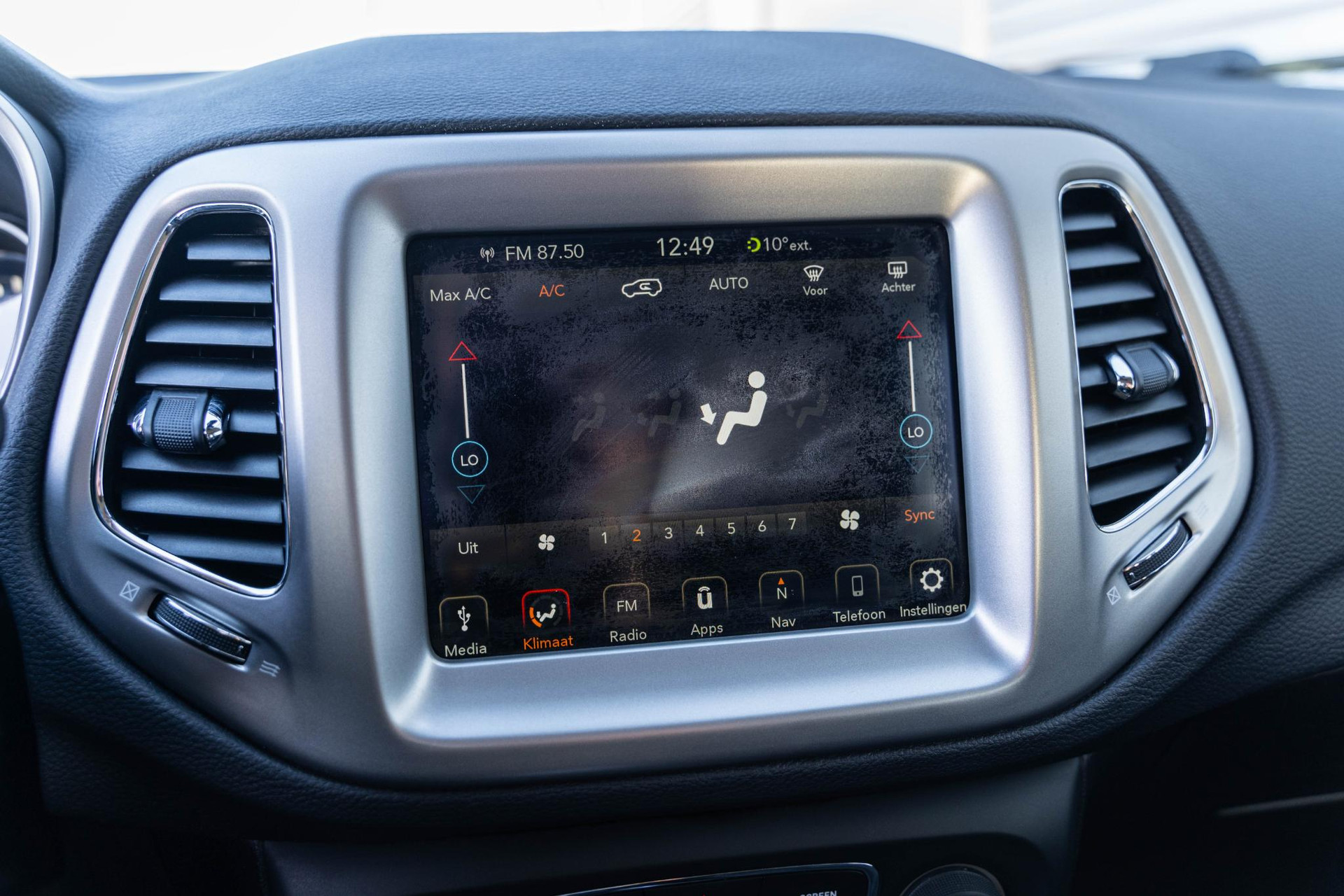 Jeep Compass 1.4 MultiAir Longitude 2019 GRANITE CRYSTAL MET. CLEAR COAT (PAU/QAUS) 23