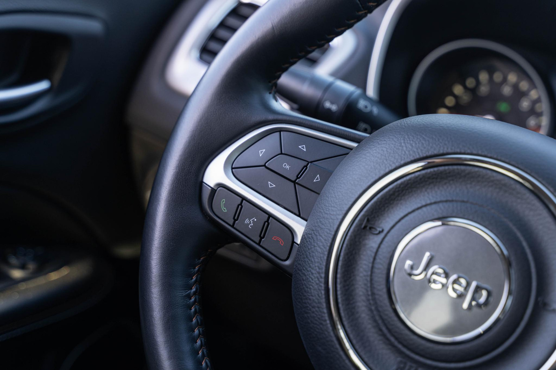 Jeep Compass 1.4 MultiAir Longitude 2019 GRANITE CRYSTAL MET. CLEAR COAT (PAU/QAUS) 25