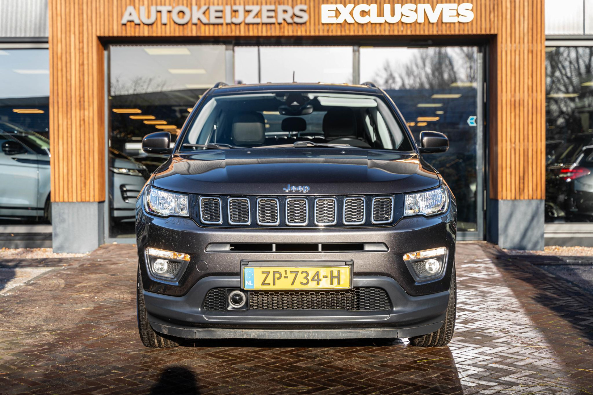 Jeep Compass 1.4 MultiAir Longitude 2019 GRANITE CRYSTAL MET. CLEAR COAT (PAU/QAUS) 3