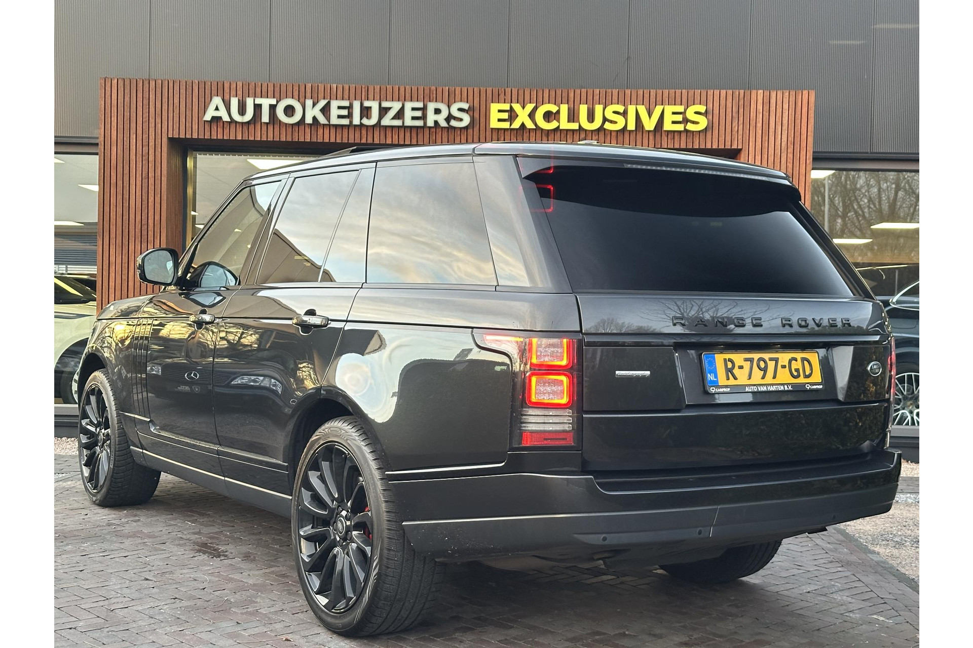 Land Rover Range Rover 3.0 TDV6 Autobiography 2015 Causeway Grey (950) (950) 3