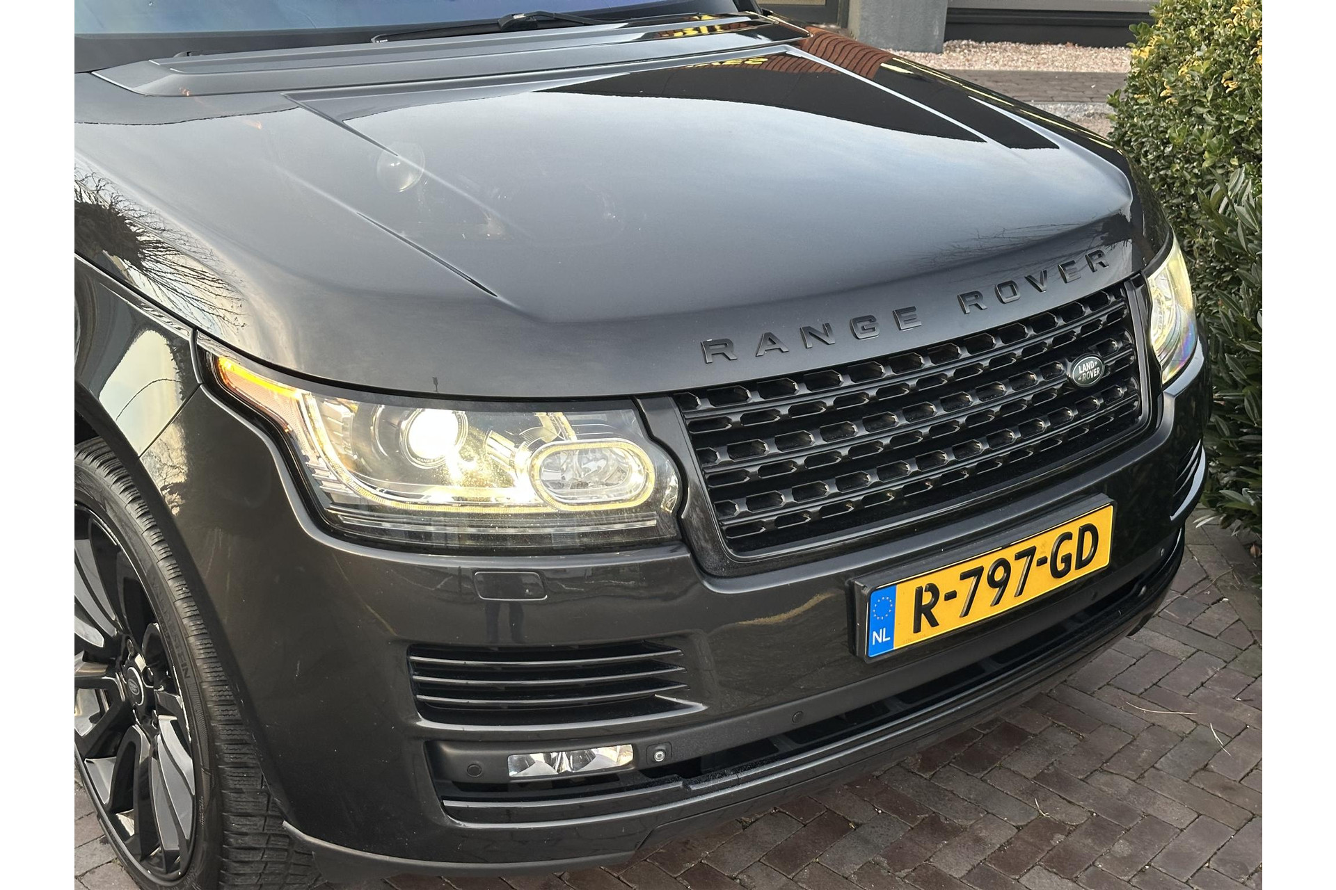 Land Rover Range Rover 3.0 TDV6 Autobiography 2015 Causeway Grey (950) (950) 4