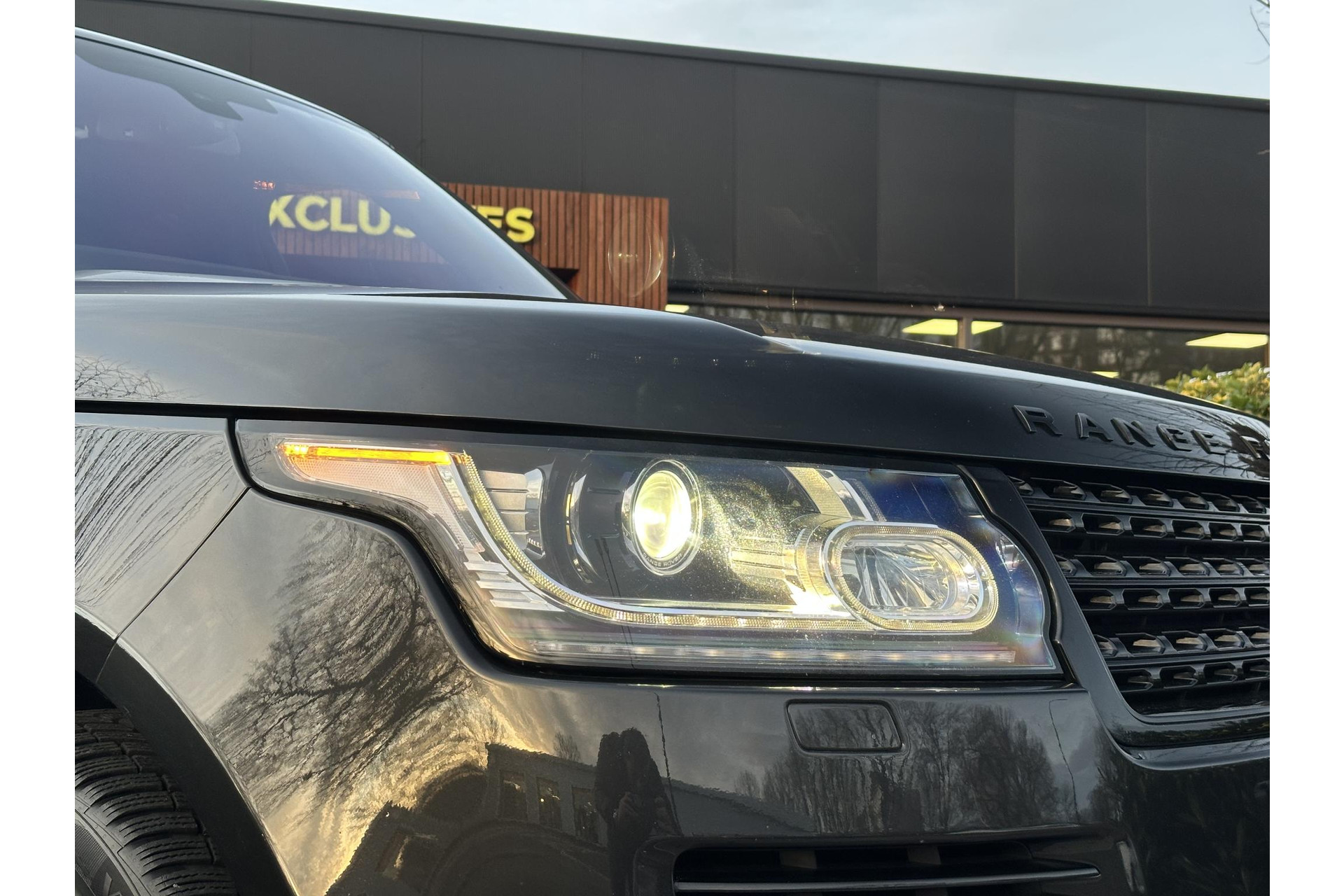 Land Rover Range Rover 3.0 TDV6 Autobiography 2015 Causeway Grey (950) (950) 6