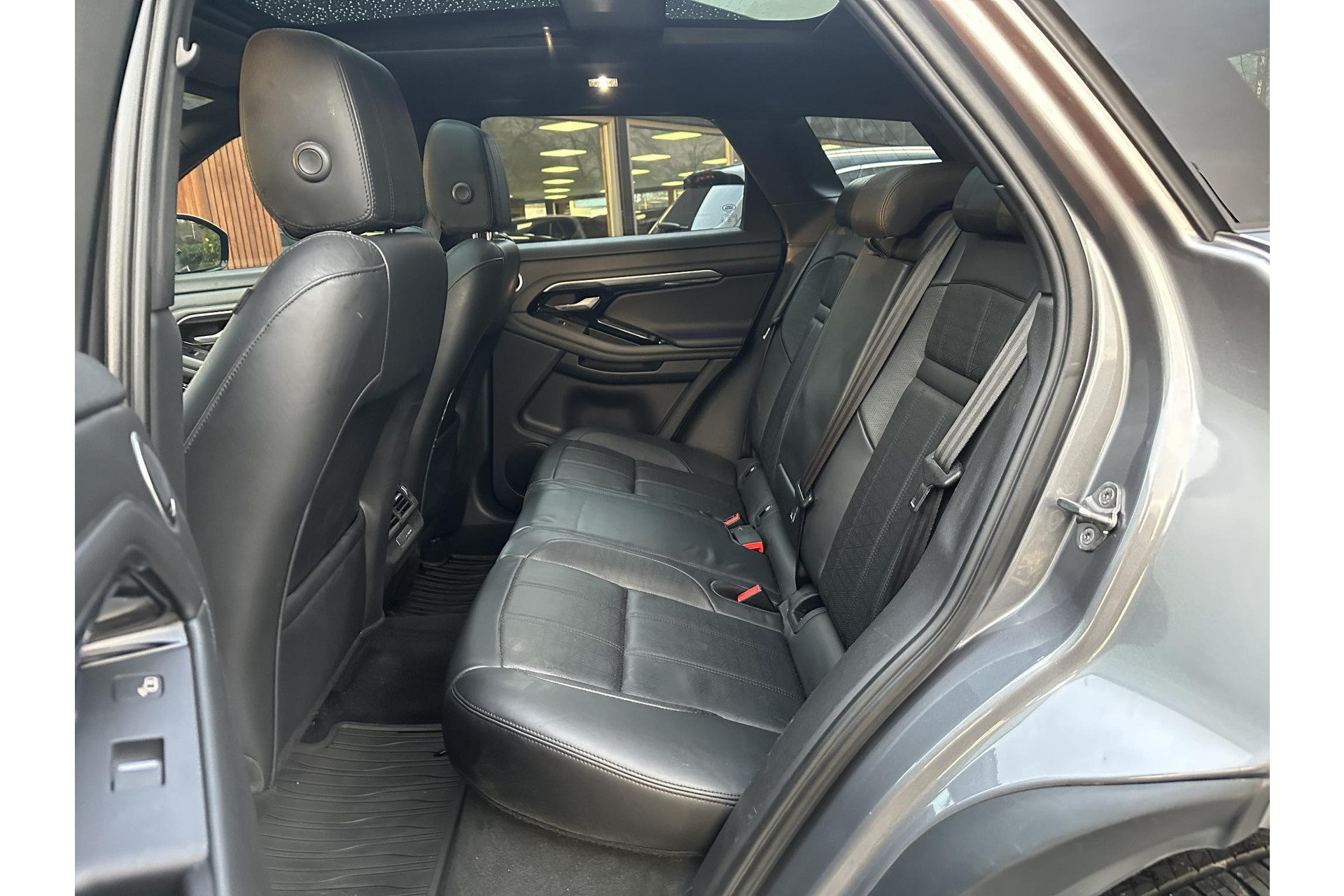 Land Rover Range Rover Evoque 2.0 P200 AWD R-Dynamic 2019 Eiger grey-JBC2409 (1DF) 12