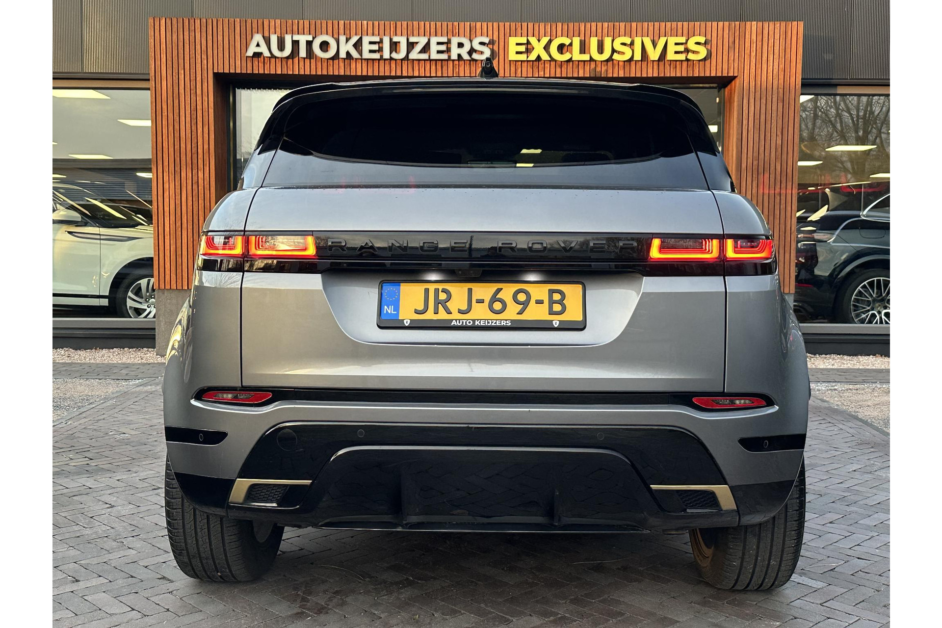 Land Rover Range Rover Evoque 2.0 P200 AWD R-Dynamic 2019 Eiger grey-JBC2409 (1DF) 18
