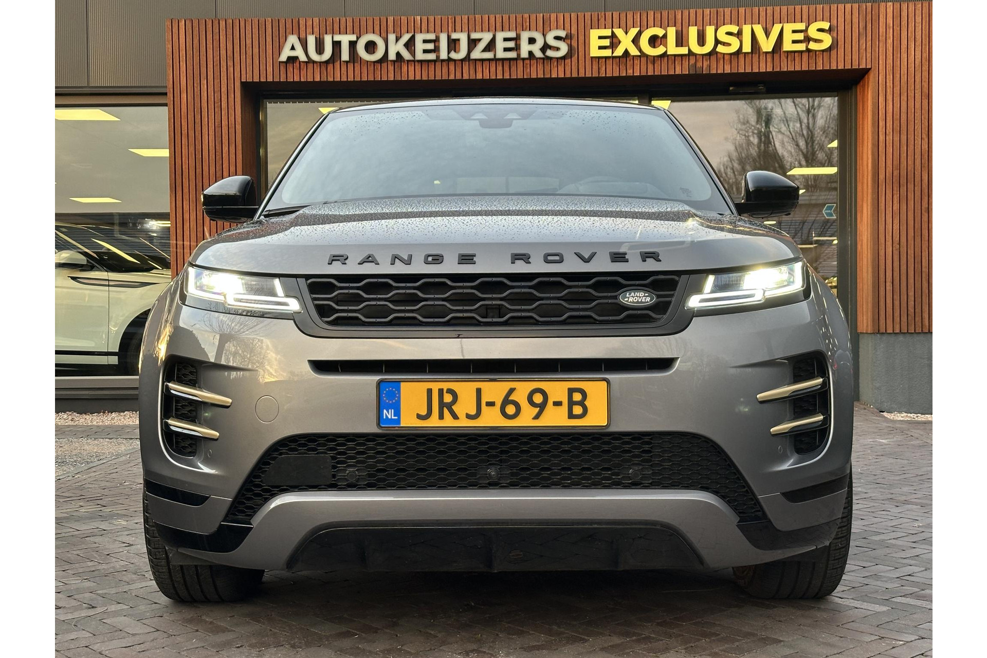 Land Rover Range Rover Evoque 2.0 P200 AWD R-Dynamic 2019 Eiger grey-JBC2409 (1DF) 6