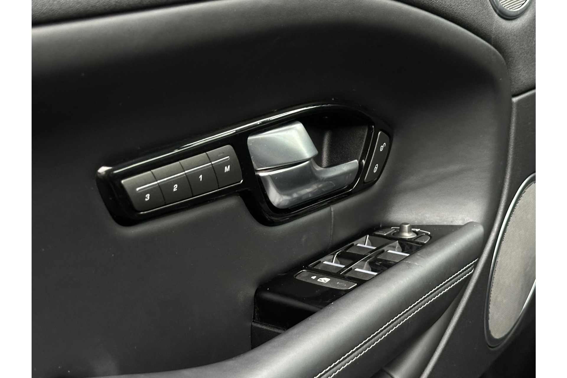 Land Rover Range Rover Evoque 2.0 Si4 HSE Dynamic 2016 Quartzite-JBC2162 (1AP) 22