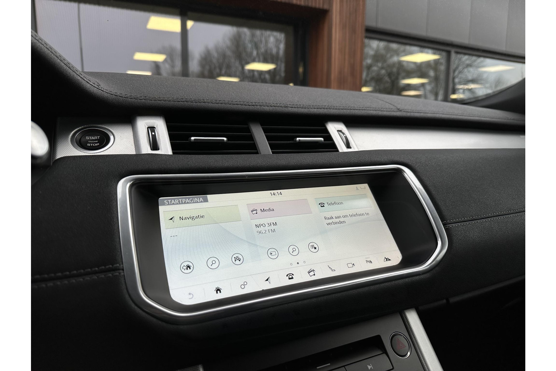 Land Rover Range Rover Evoque 2.0 Si4 HSE Dynamic 2016 Quartzite-JBC2162 (1AP) 24